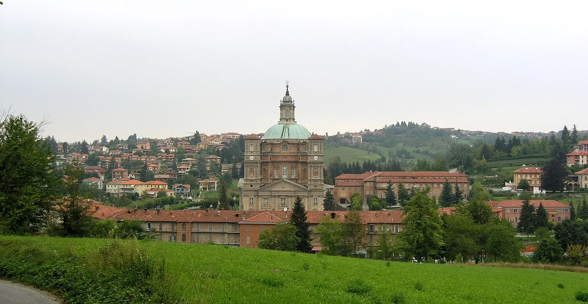 Photo showing: Landscape of Vicoforte (Italy)
