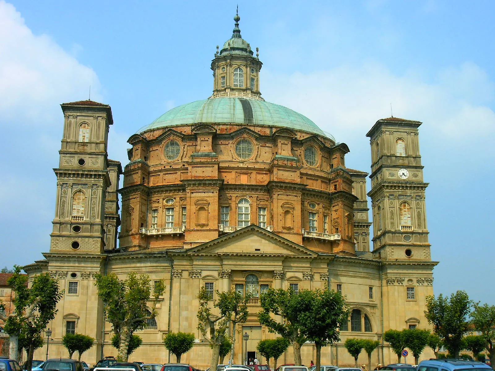 Photo showing: Santuario di Vicoforte (CN, Italy) - left side