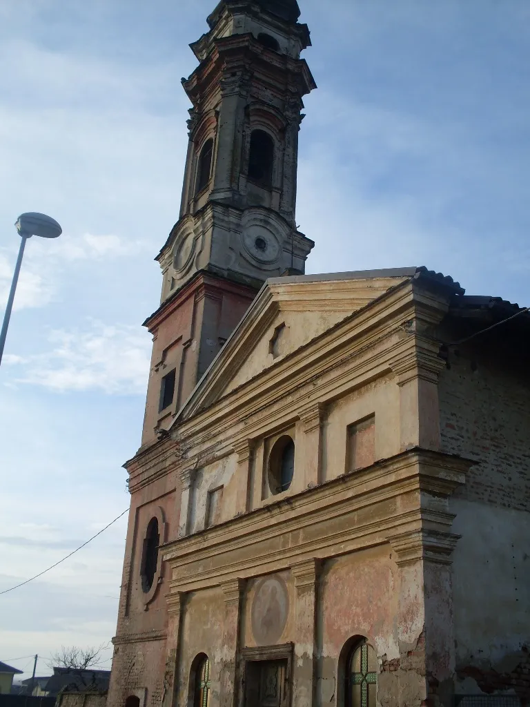 Photo showing: San Matteo Church in Oia,Racconigi (cn) Italy, Façade