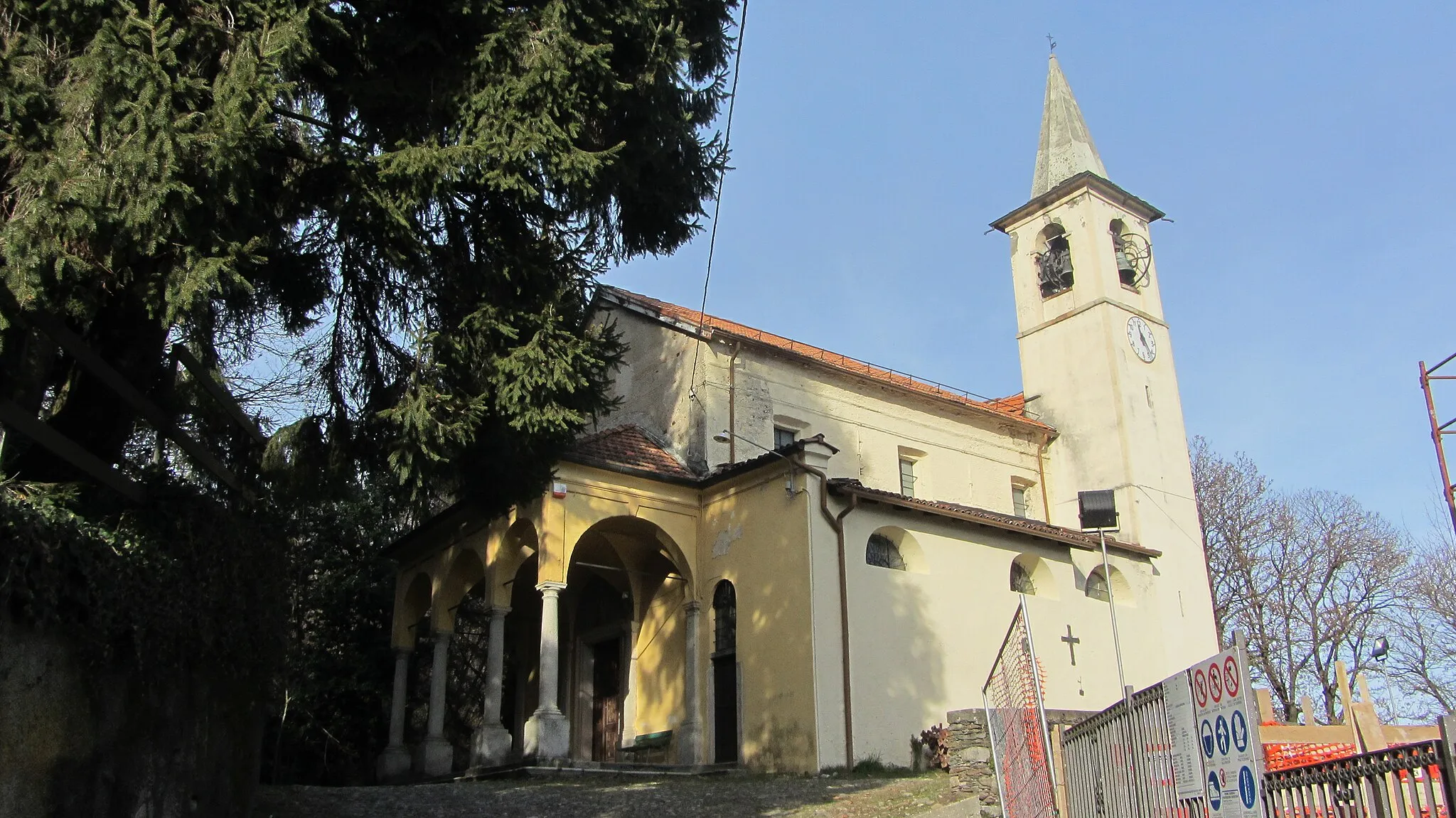 Photo showing: Someraro (Stresa) Chiesa parrocchiale di San Bernardo d'Aosta