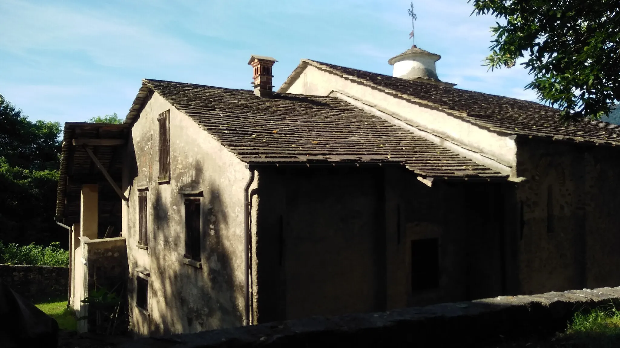 Photo showing: Chiesa di San Giovanni al Monte - Quarona: vista d'insieme