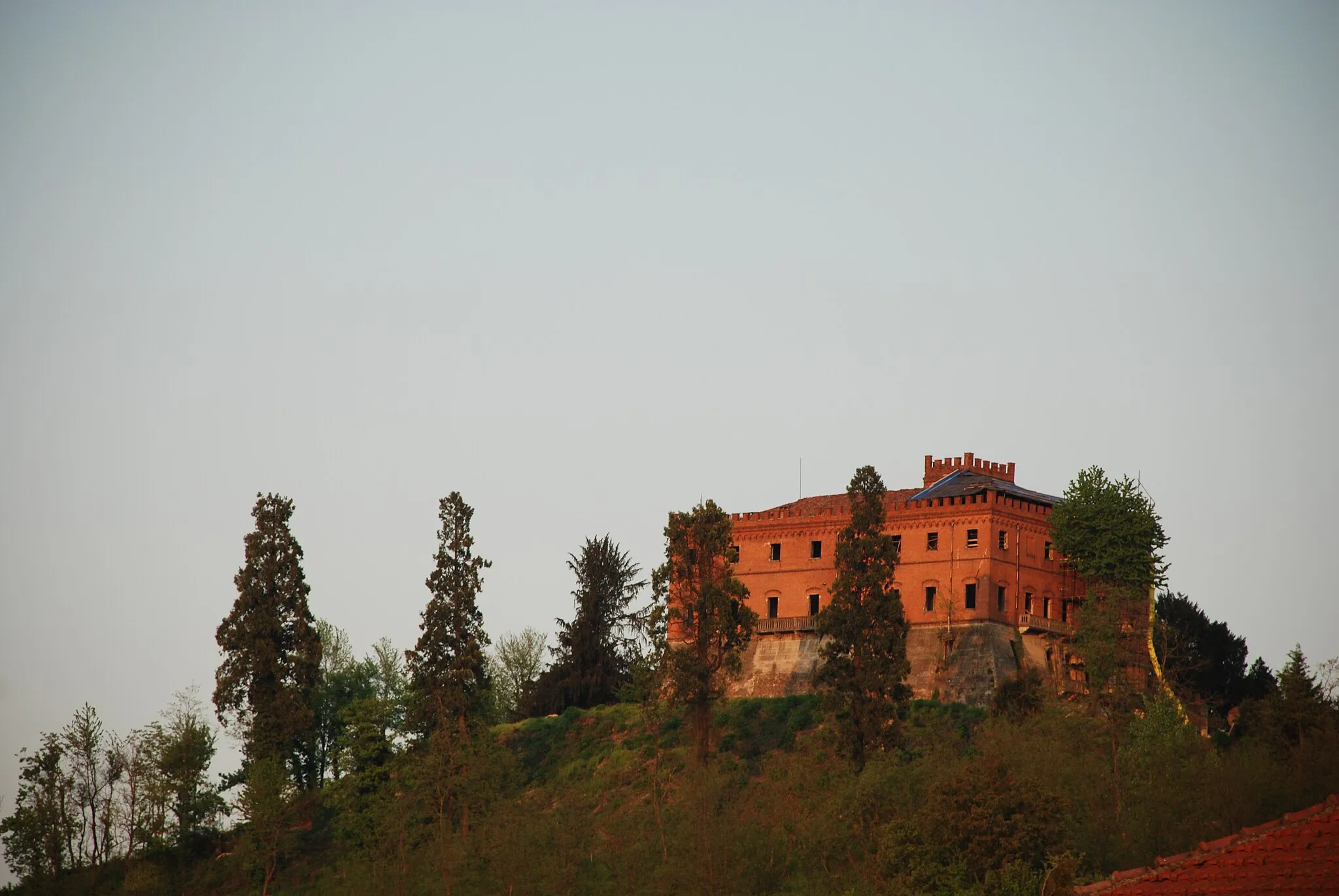 Photo showing: Castello di Belangero, San Marzanotto (Asti).