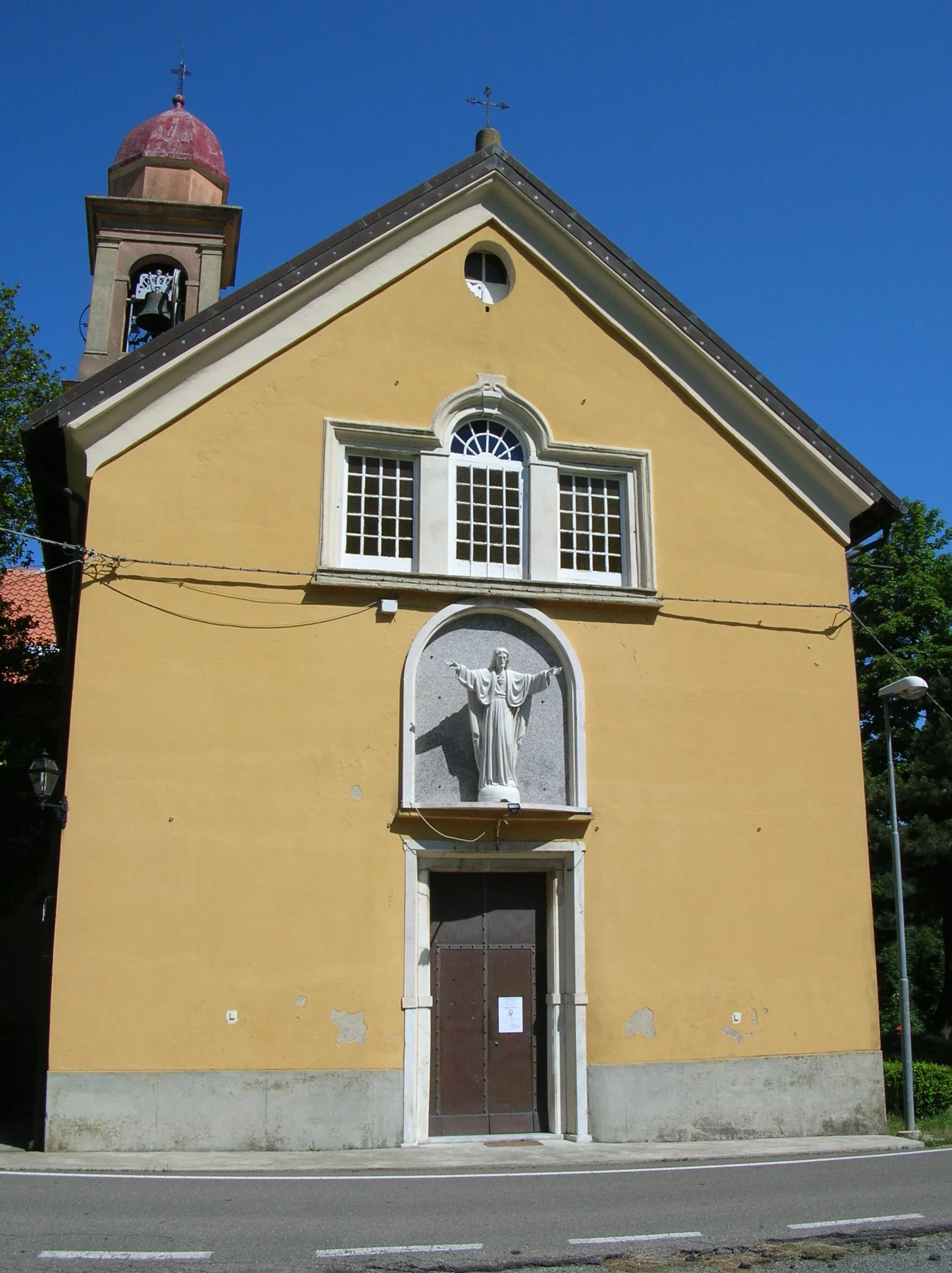 Photo showing: Bosio (provincia di Alessandria), la chiesa di S. Croce nella località Capanne di Marcarolo