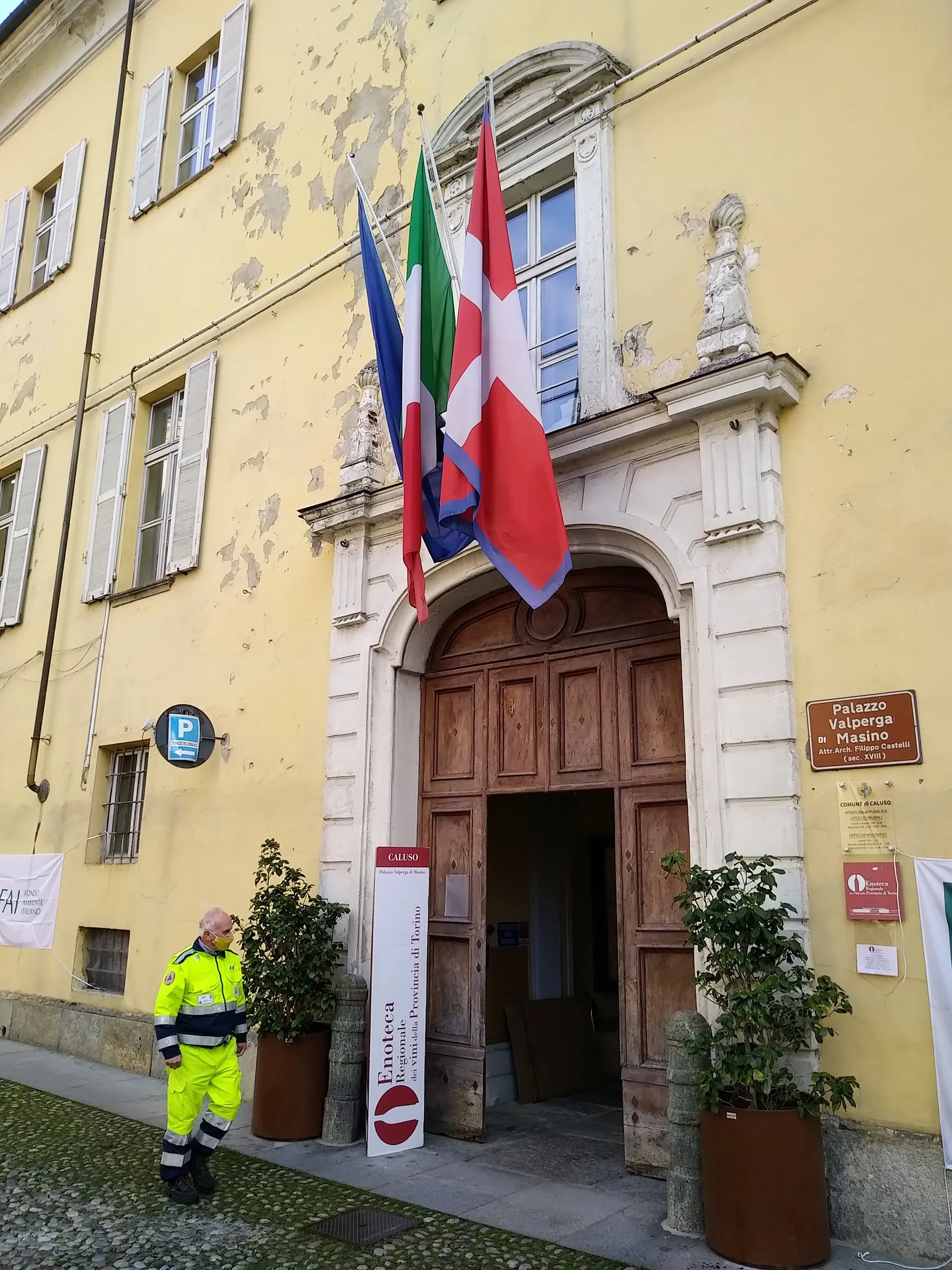 Photo showing: Caluso: palazzo Valperga di Masino