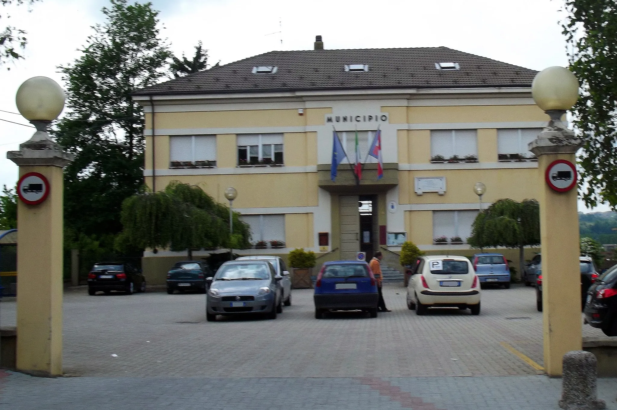 Photo showing: Isola d'Asti (AT, Italy): town hall