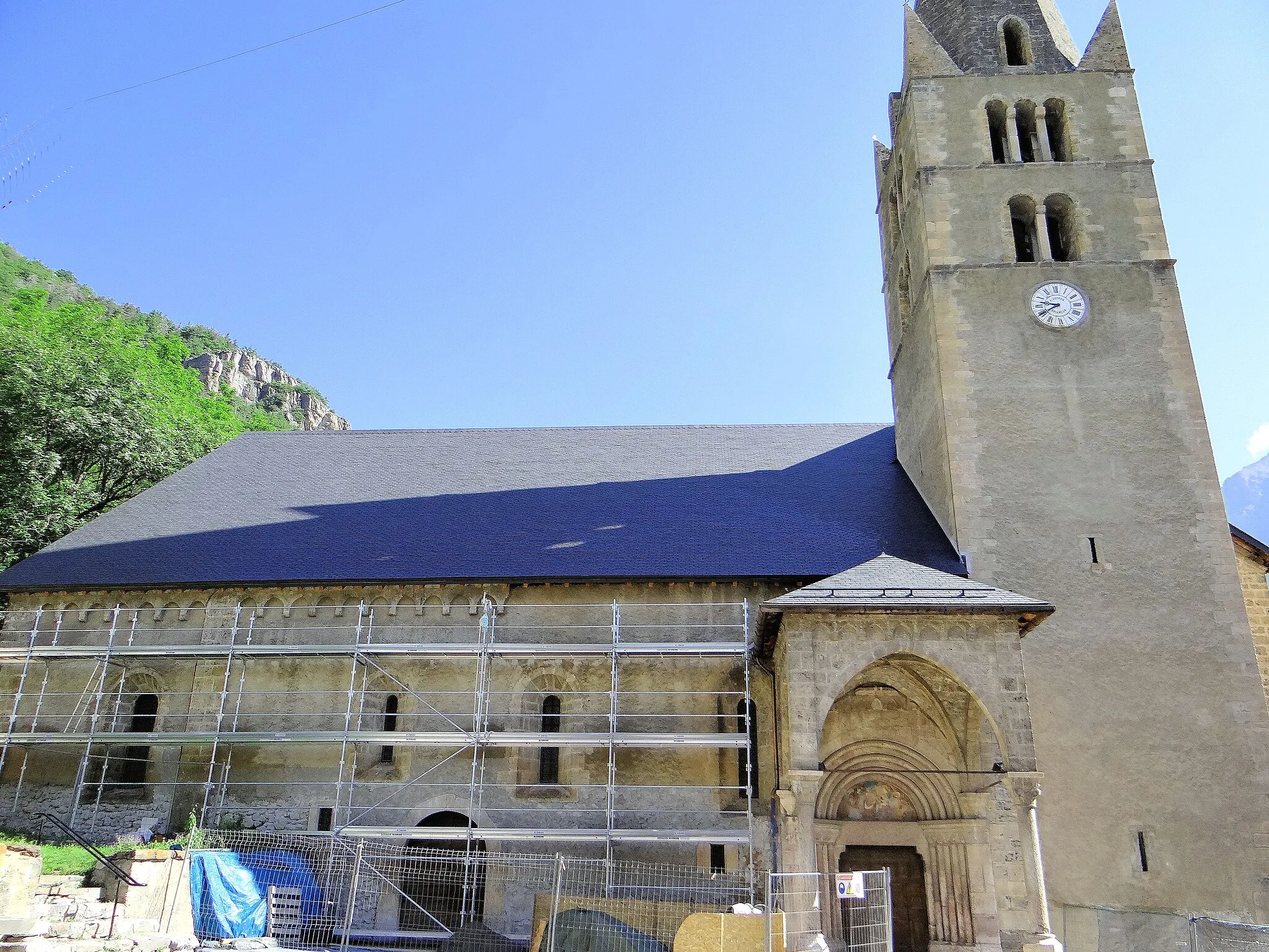 Photo showing: This building is indexed in the base Mérimée, a database of architectural heritage maintained by the French Ministry of Culture, under the reference PA00080633 .