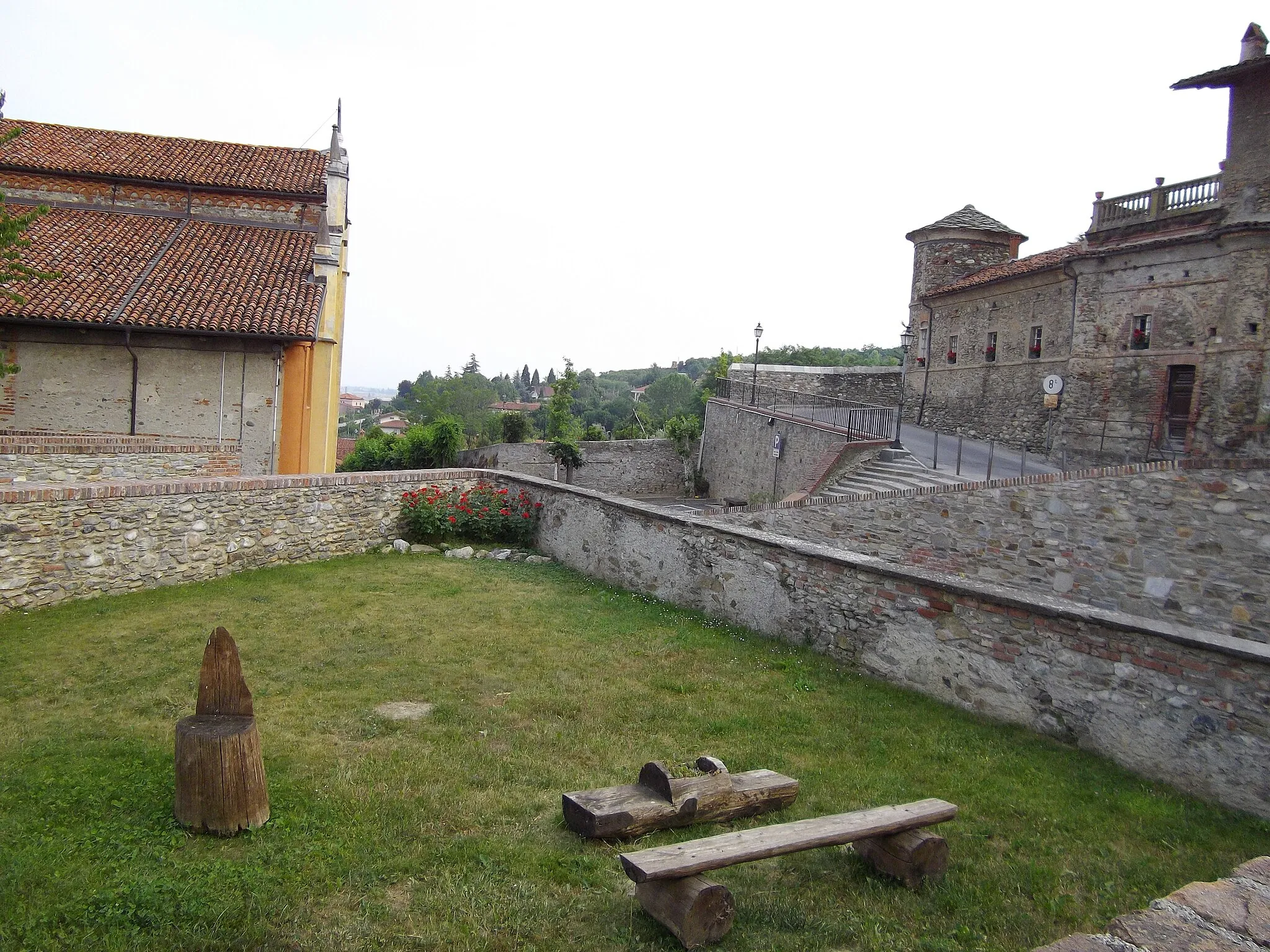 Photo showing: Giardini borgo antico