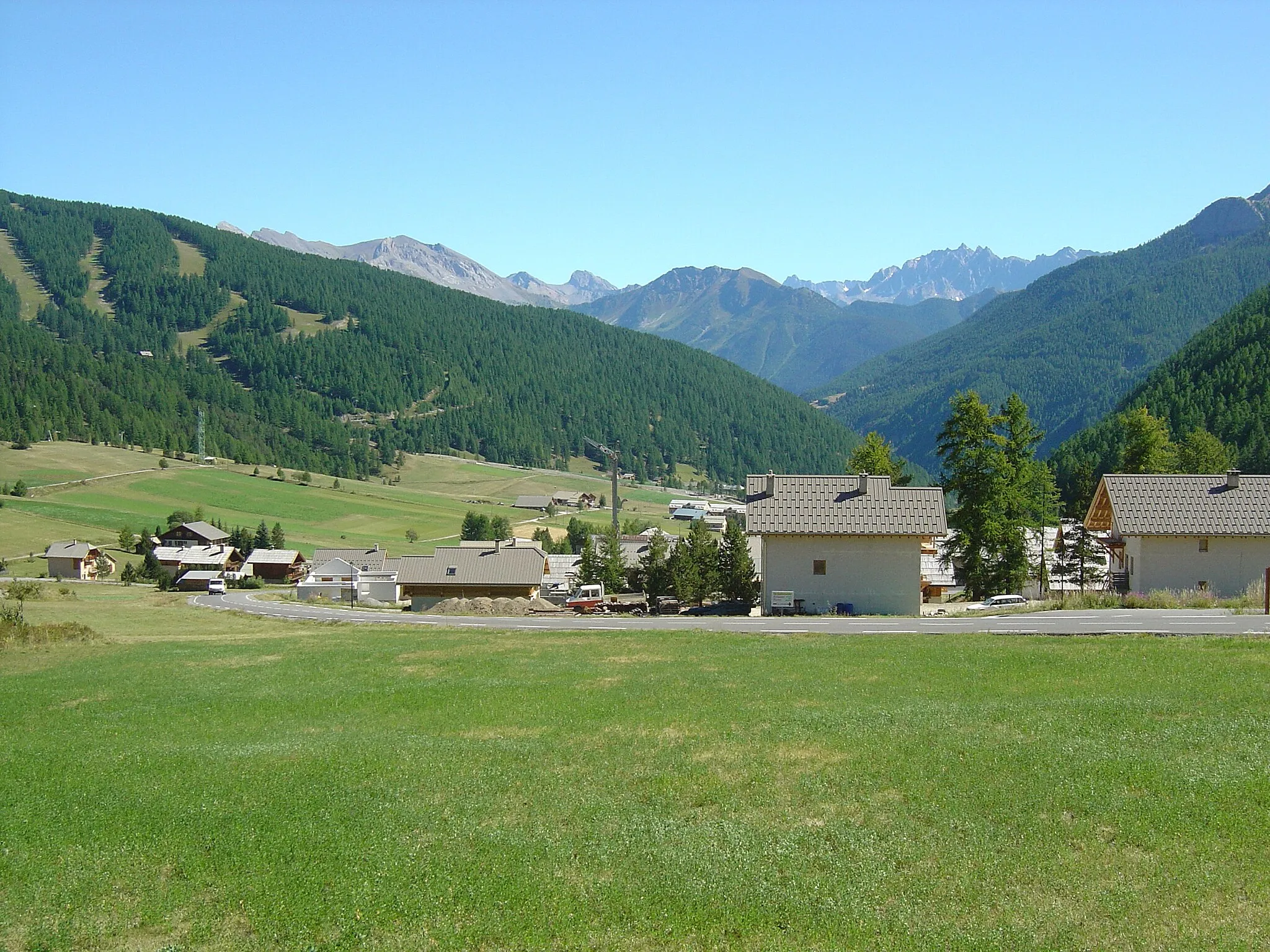 Photo showing: Plus bas, le passage à Brunissard avec sa pente à 10%