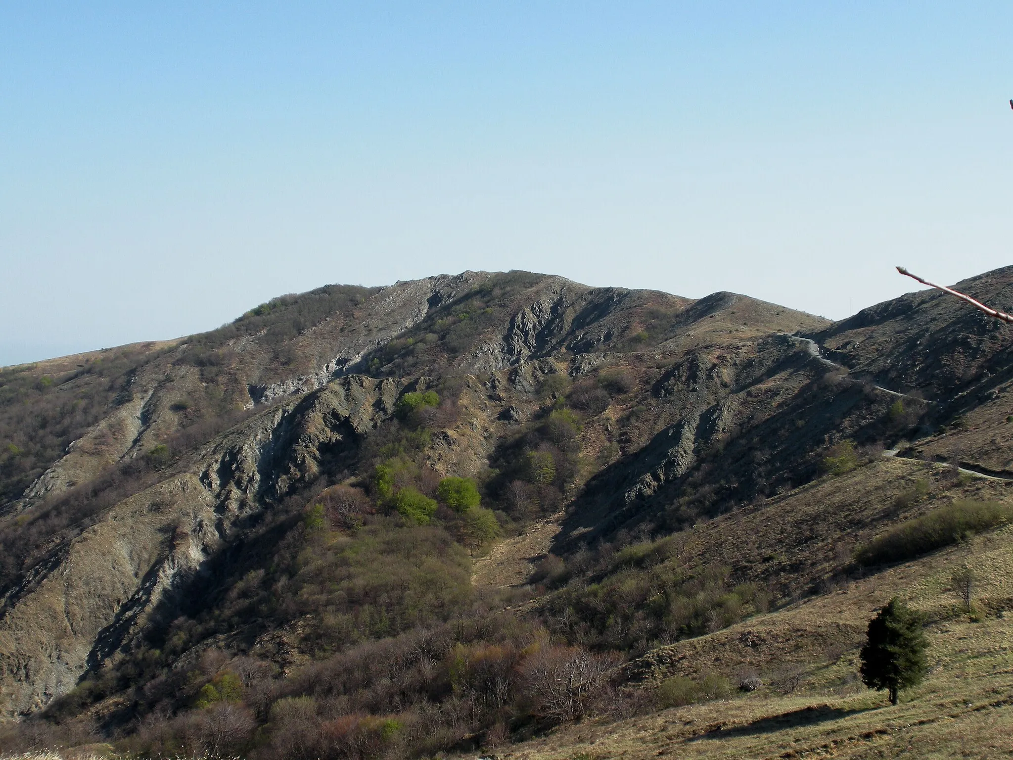 Photo showing: Ceranesi, province of Genoa, Italy, Mount Proratado