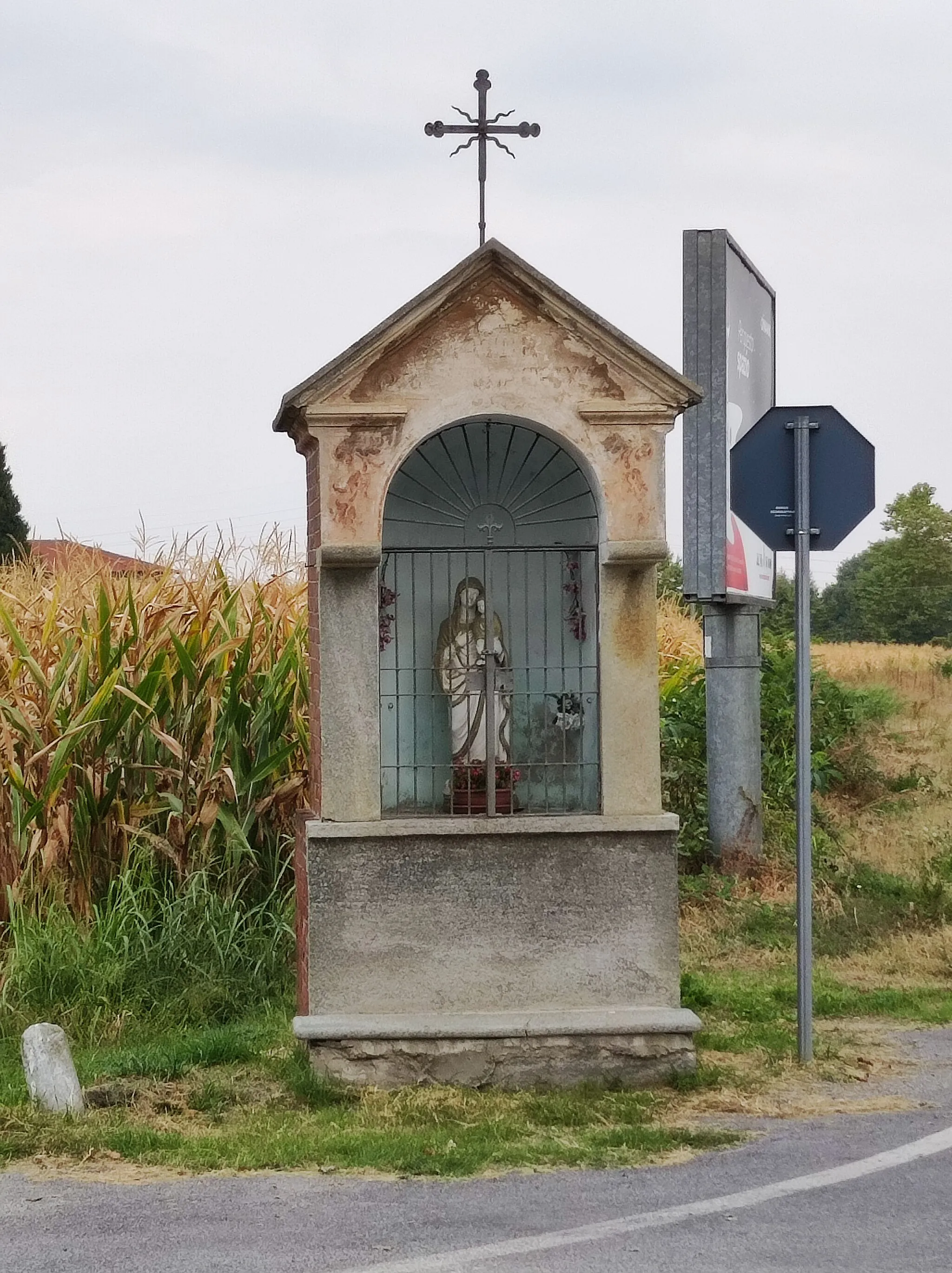Photo showing: Wayside shrine in Cuneo