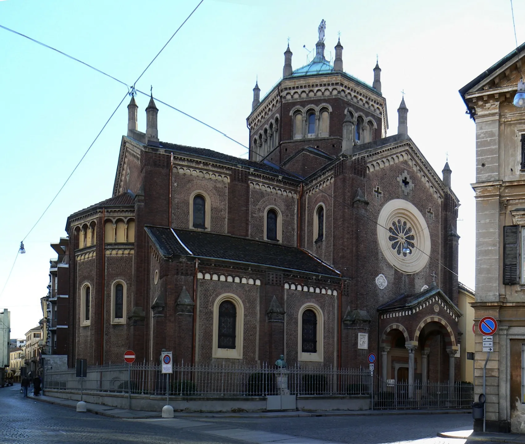 Photo showing: Chiesa di San Bernardo, Vercelli, Piemonte, Italia.