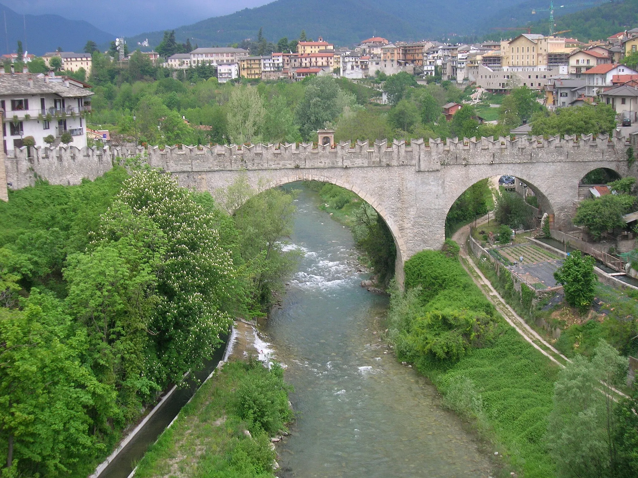 Photo showing: Dronero (ponte del Diavolo, sul fiume Maira) - Cuneo, Piemonte, Italy