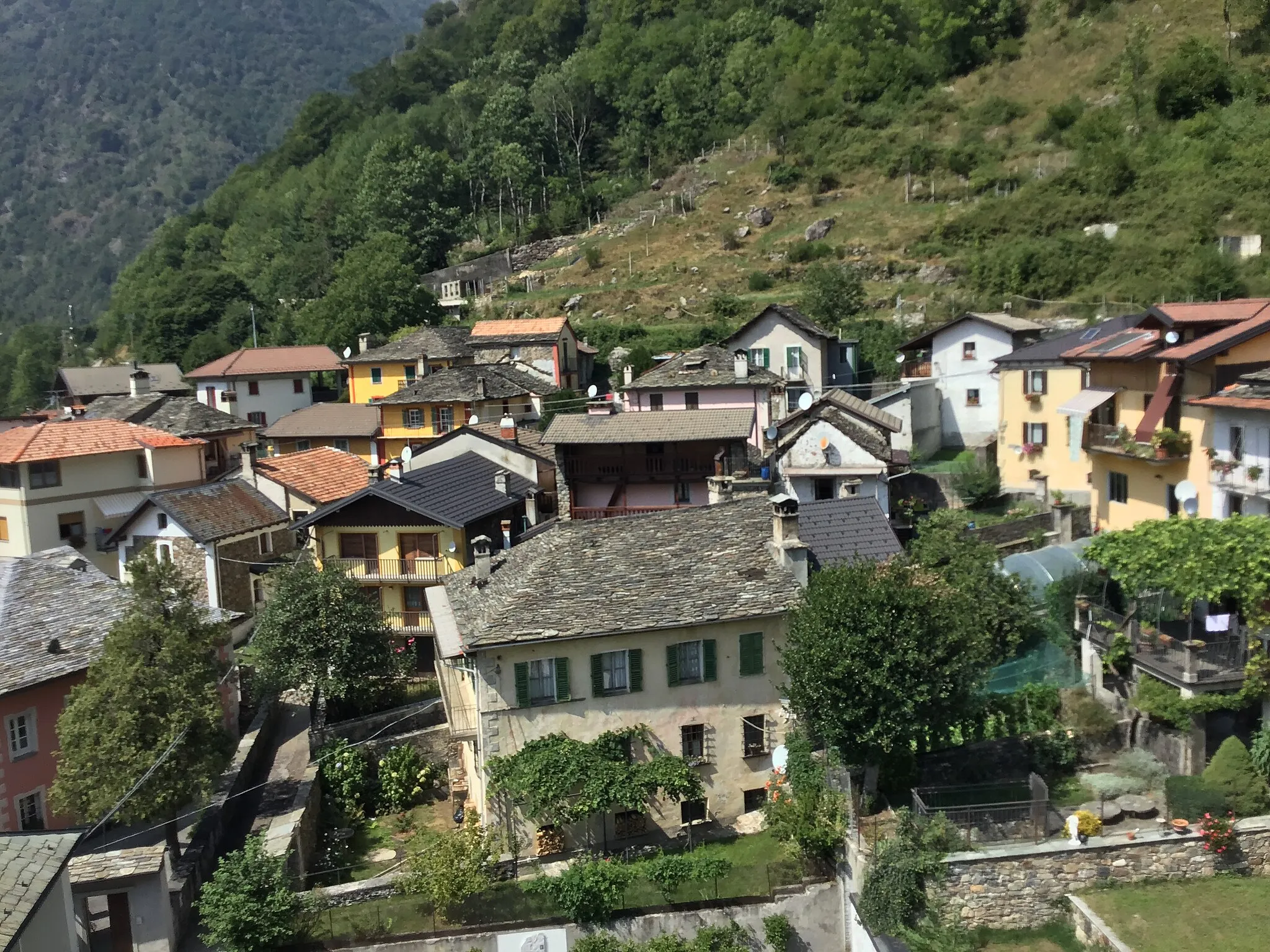 Photo showing: Paese di Forno in Valstrona vista dal campanile