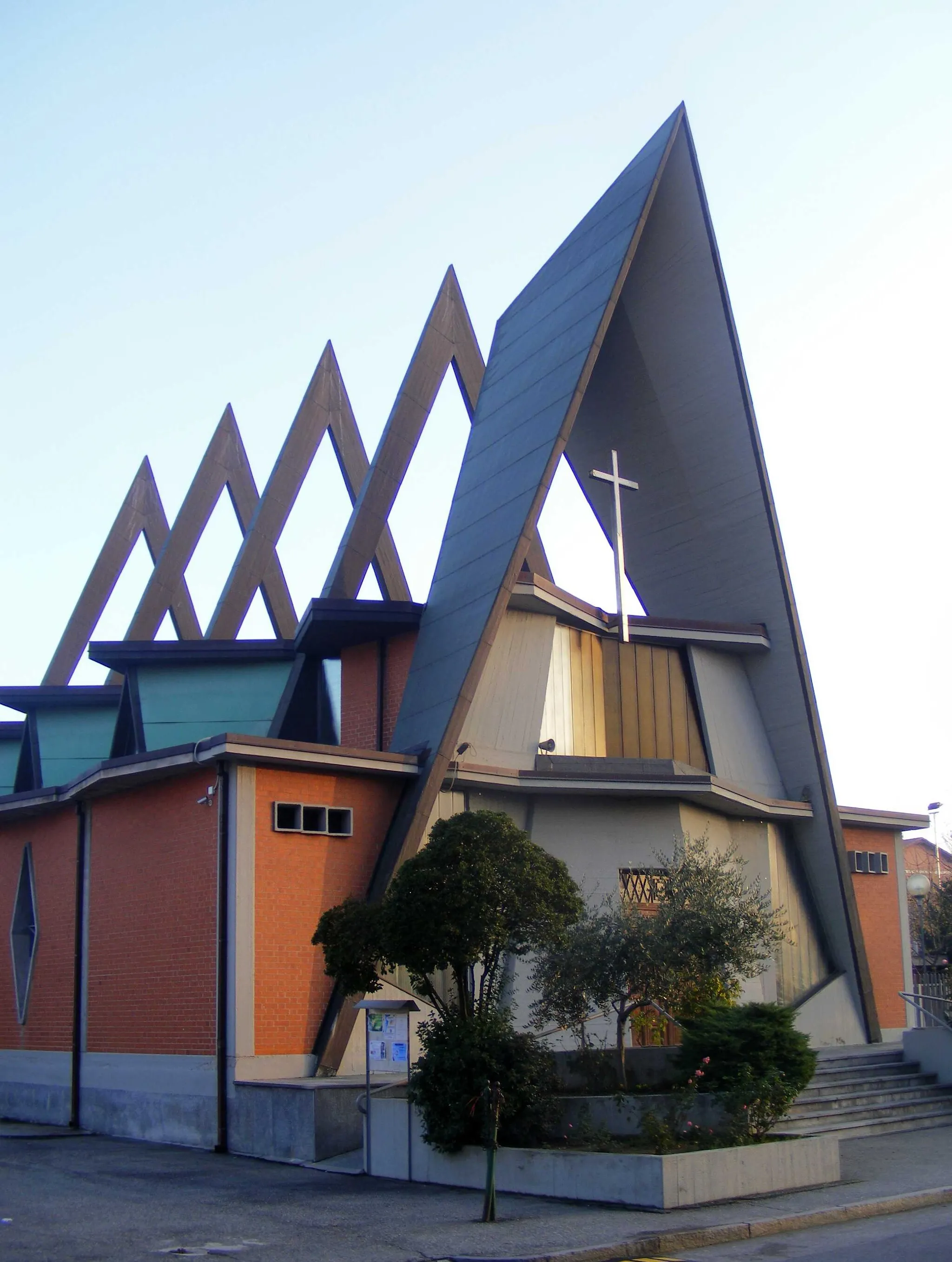 Photo showing: Borgata Paradiso, chiesa della Madonna dei Poveri (Collegno, TO)