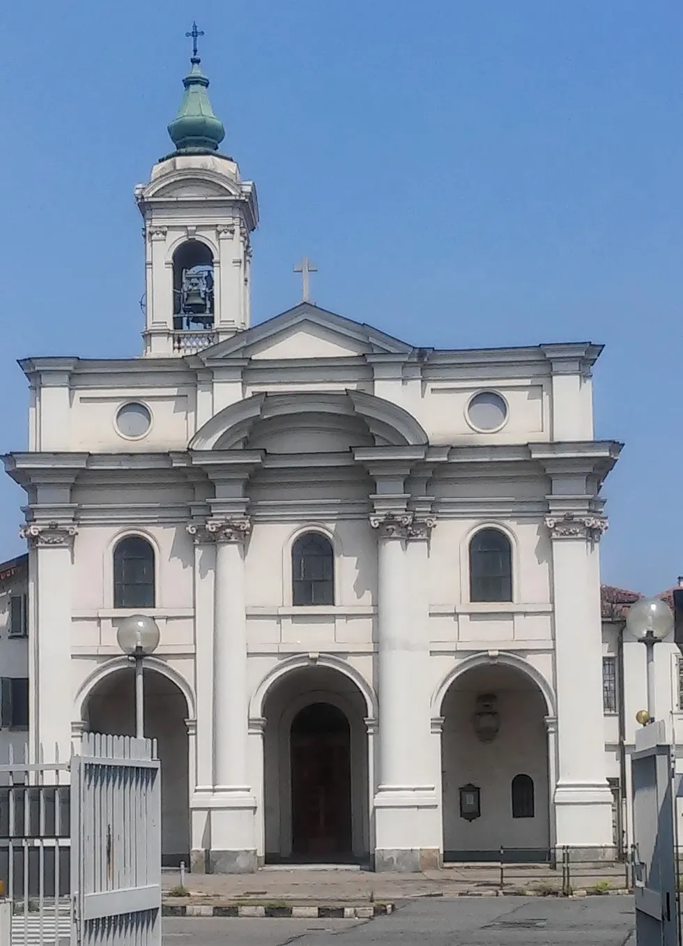 Photo showing: Chiesa di Lucento (San Bernardo e Santa Brigida)