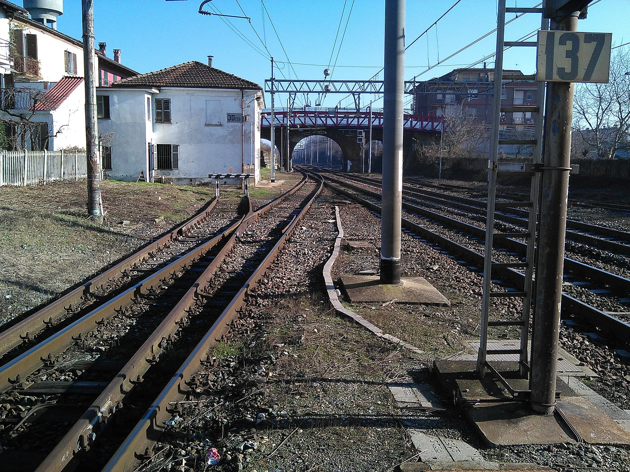 Photo showing: Binari della stazione di Villanova d’Asti (AT), Italia.