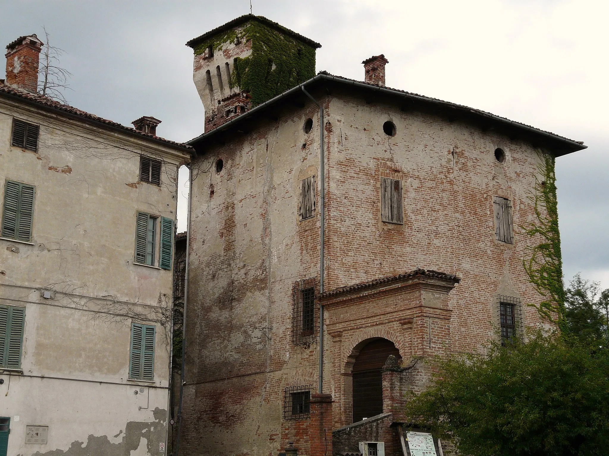 Photo showing: Castello di Castelnuovo Bormida, Piemonte, Italia