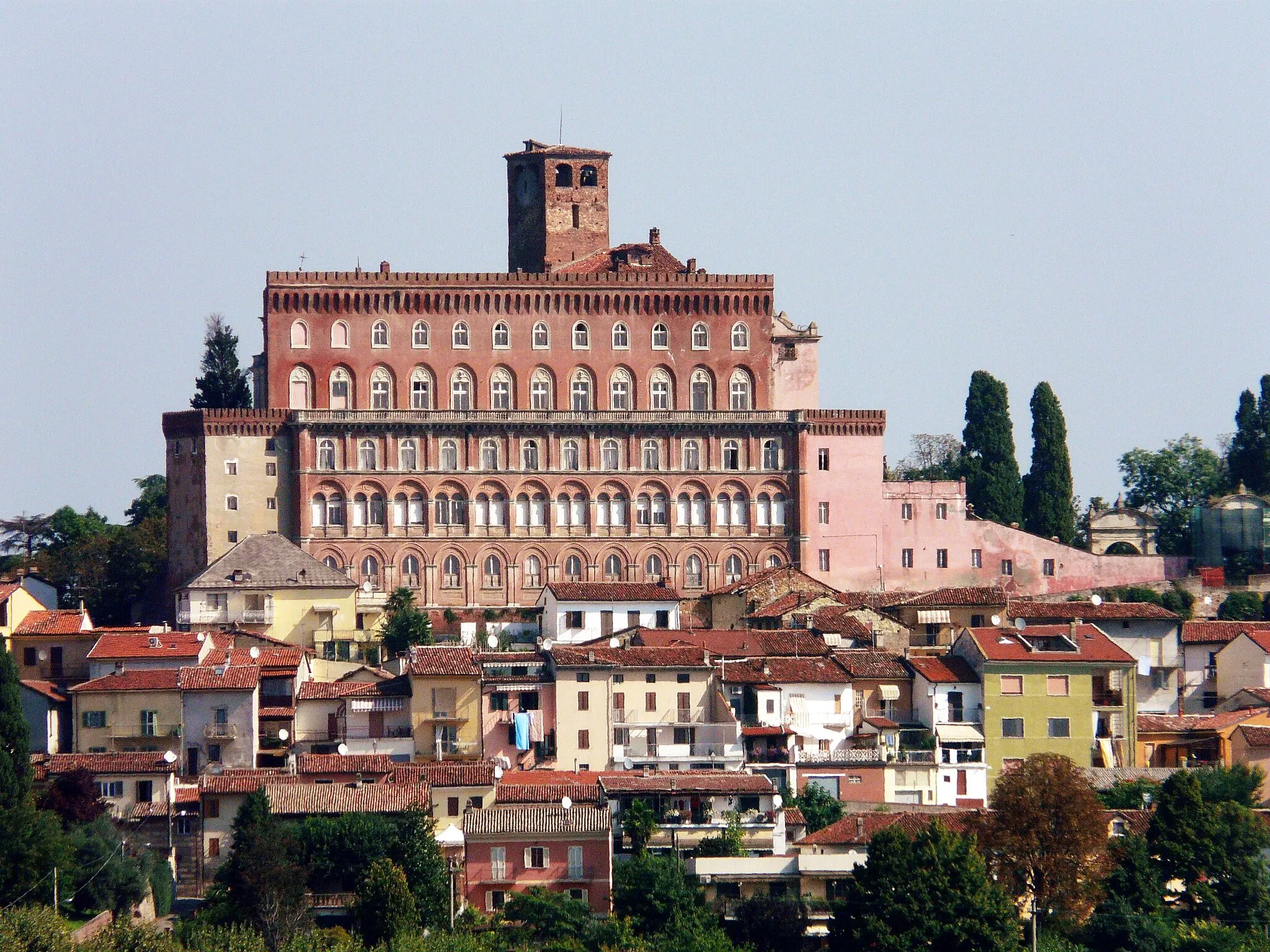 Photo showing: Castello di San Giorgio Monferrato, Piemonte, Italia
