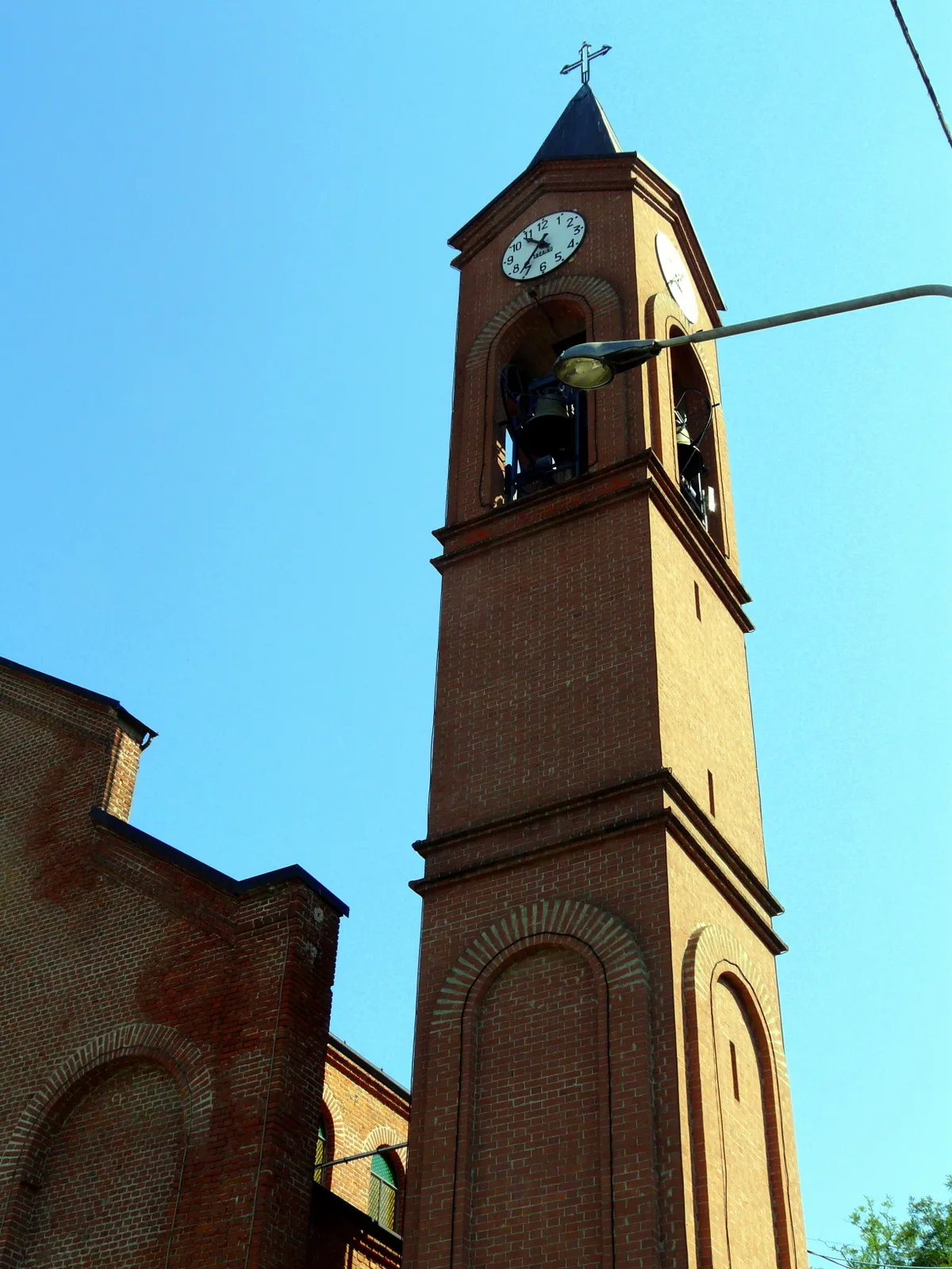 Photo showing: Campanile della chiesa della Madonna delle Grazie, Francavilla Bisio, Piemonte, Italia