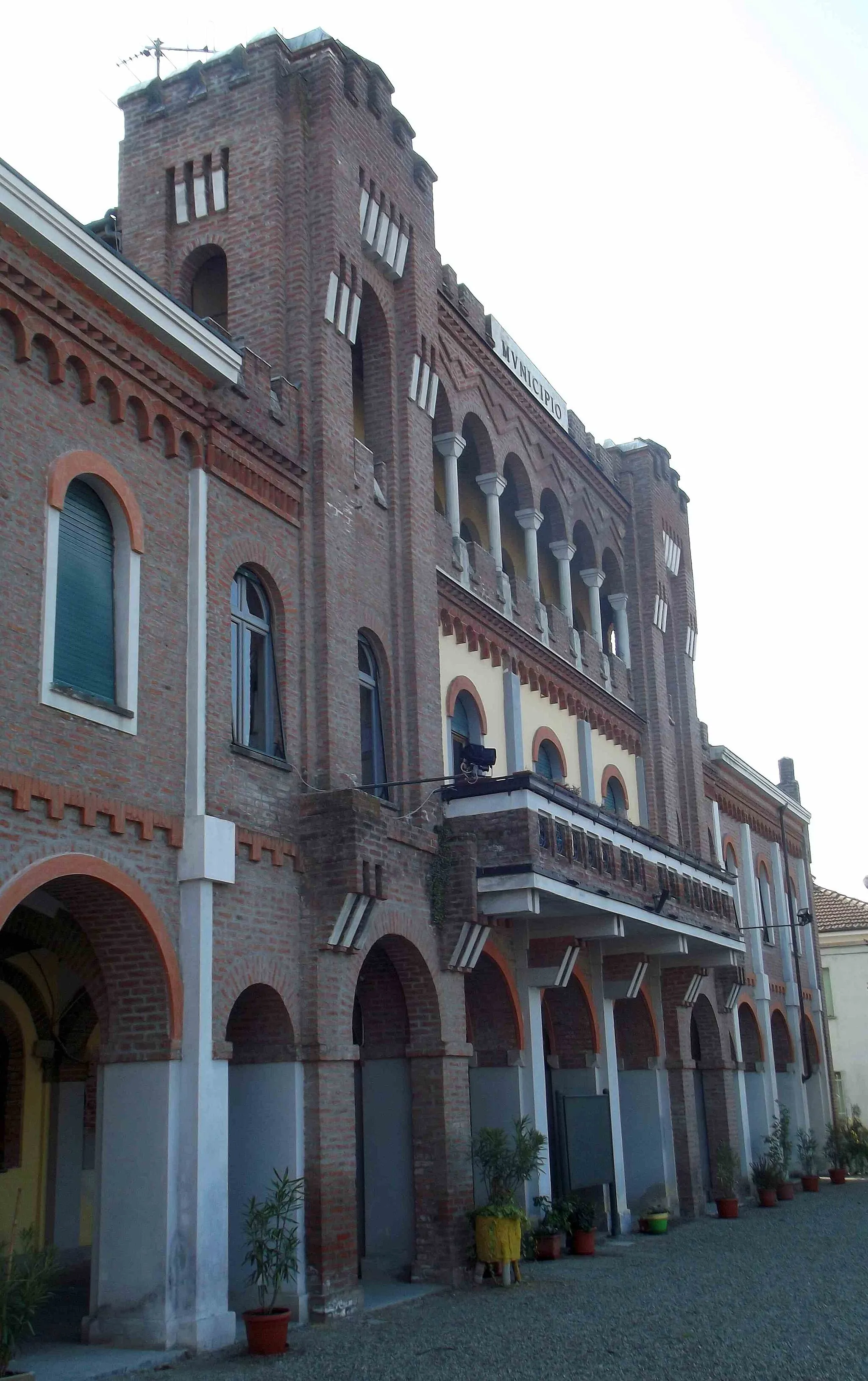 Photo showing: Sezzadio (AL):  town hall