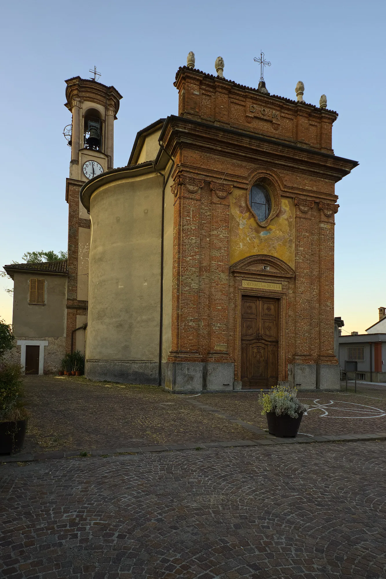 Photo showing: Chiesa di San Michele Arcangelo