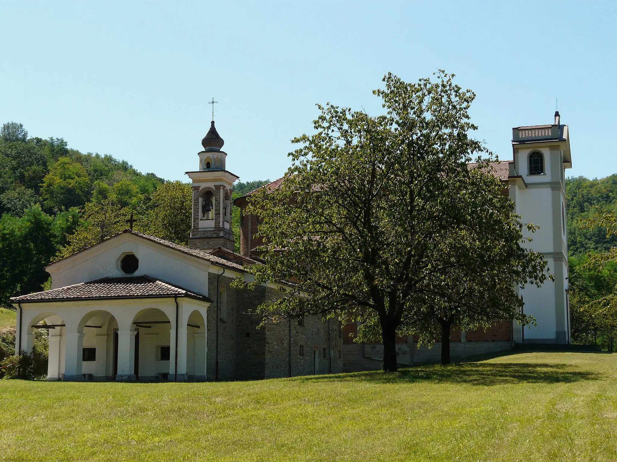 Photo showing: Serie di immagini del santuario della Madonna del Lago, Garbagna, Piemonte, Italia