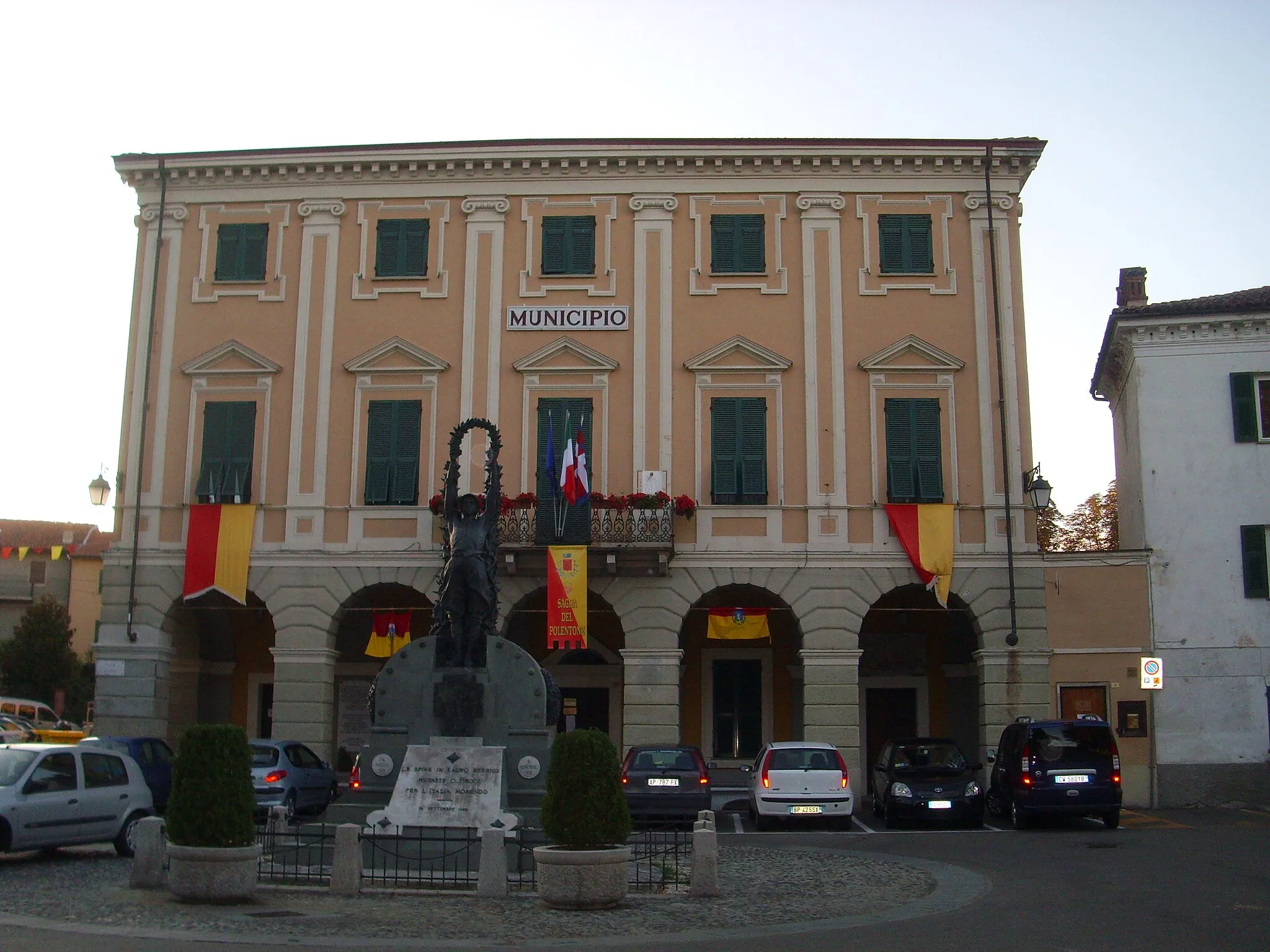 Photo showing: Il municipio di Molare.