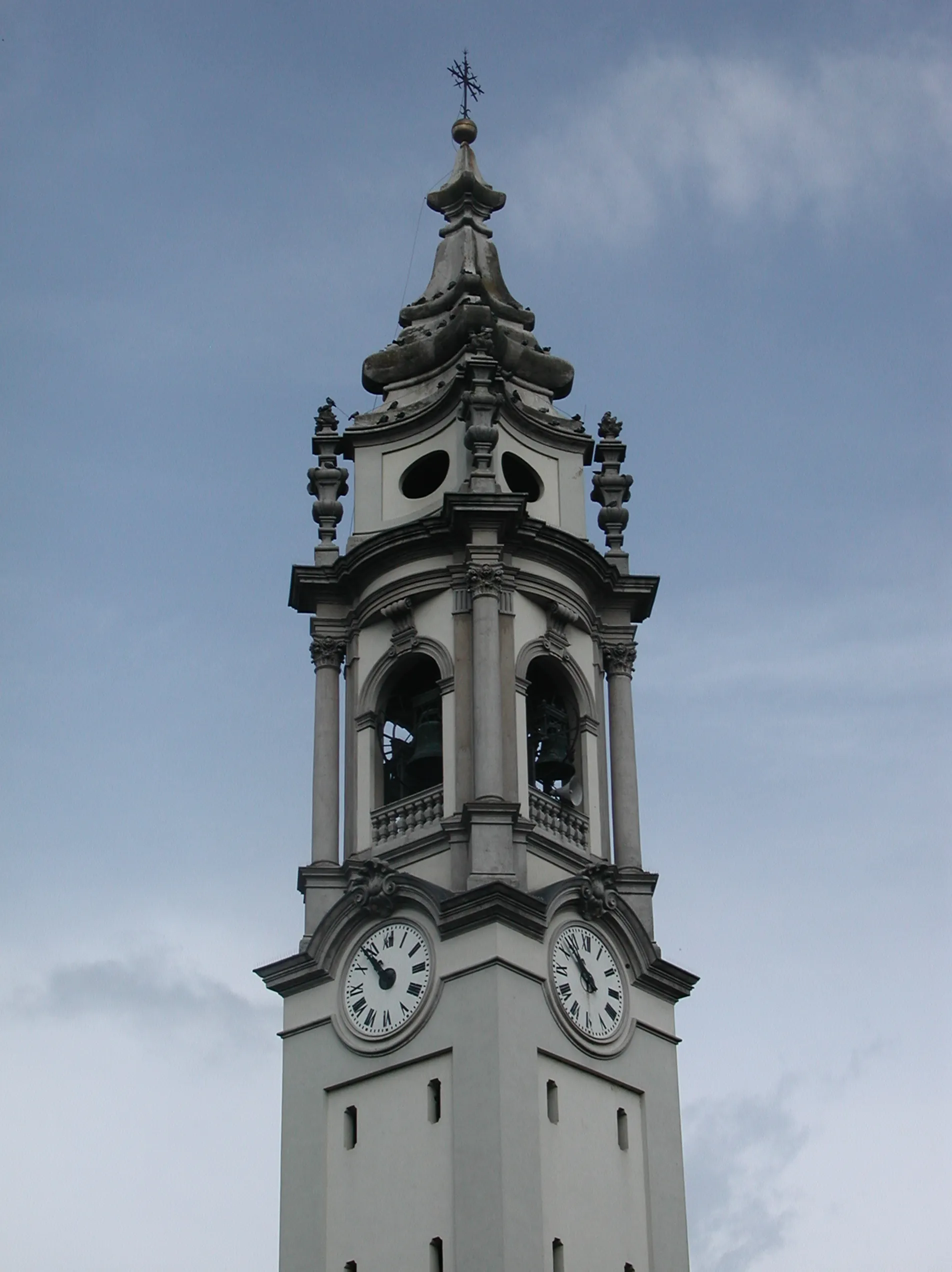 Photo showing: Campanile della Chiesa di Cantarana