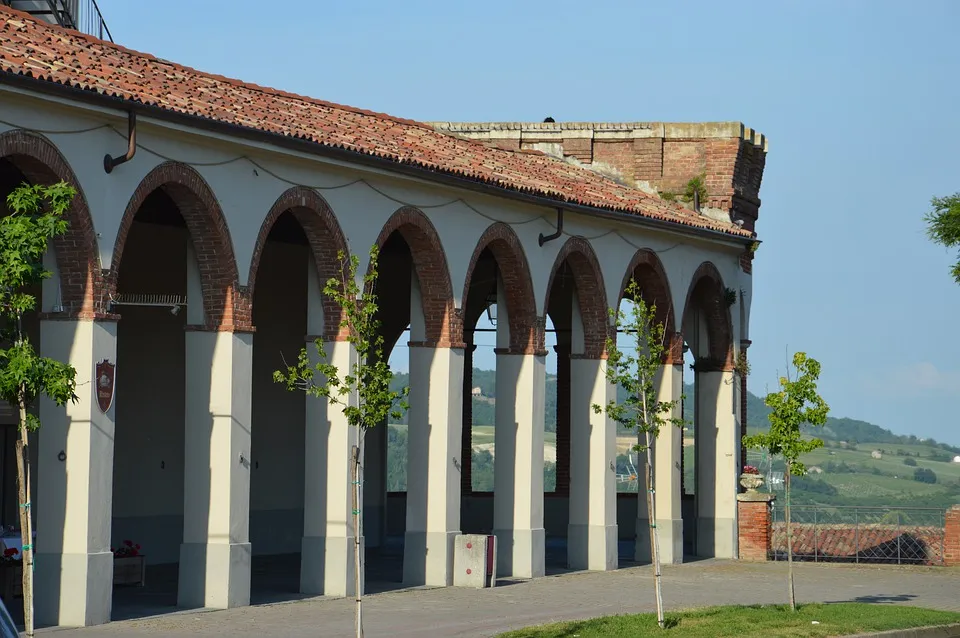 Photo showing: panorama portici Moncalvo