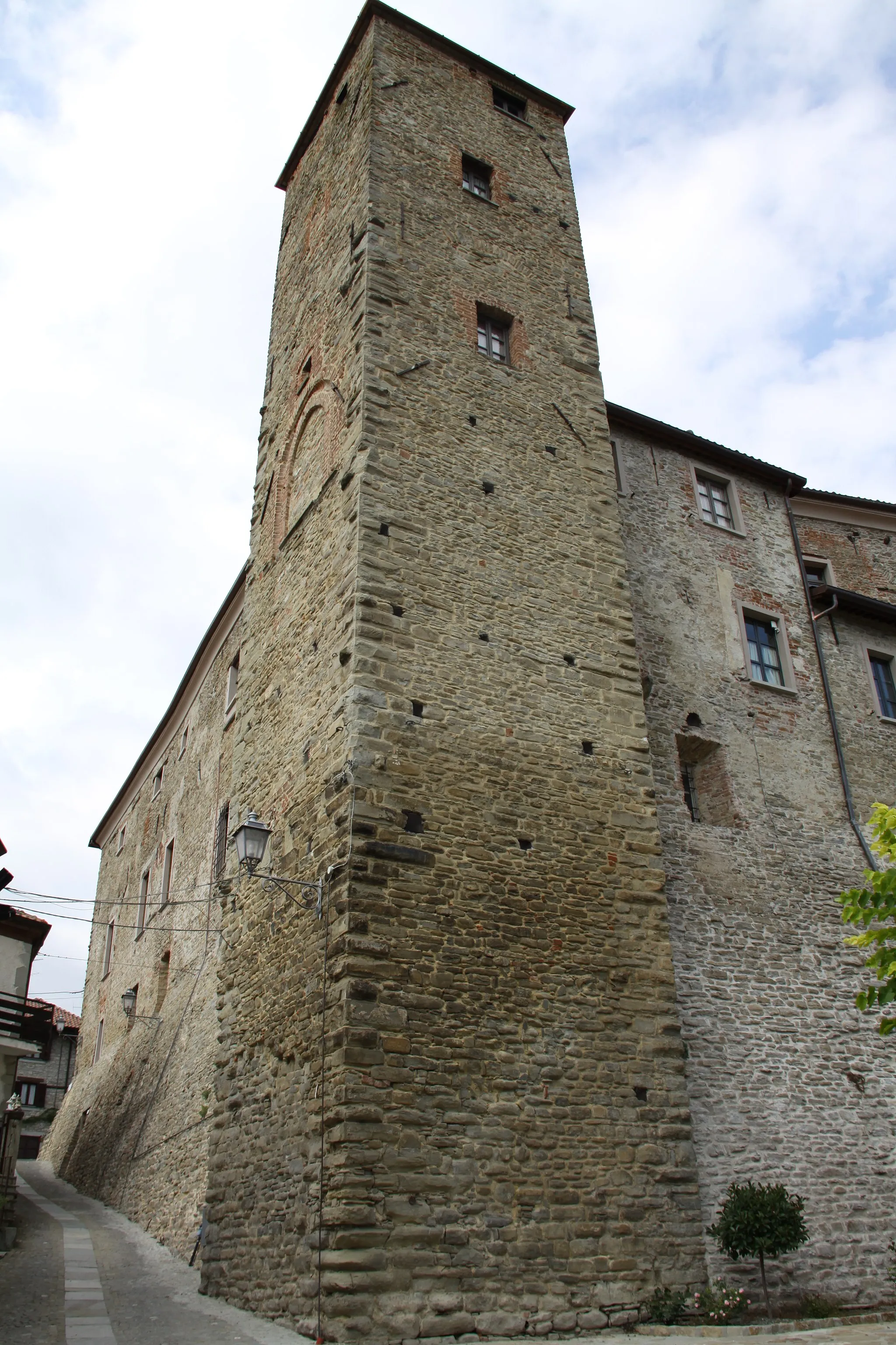 Photo showing: immagine del castello di Monastero bormida
