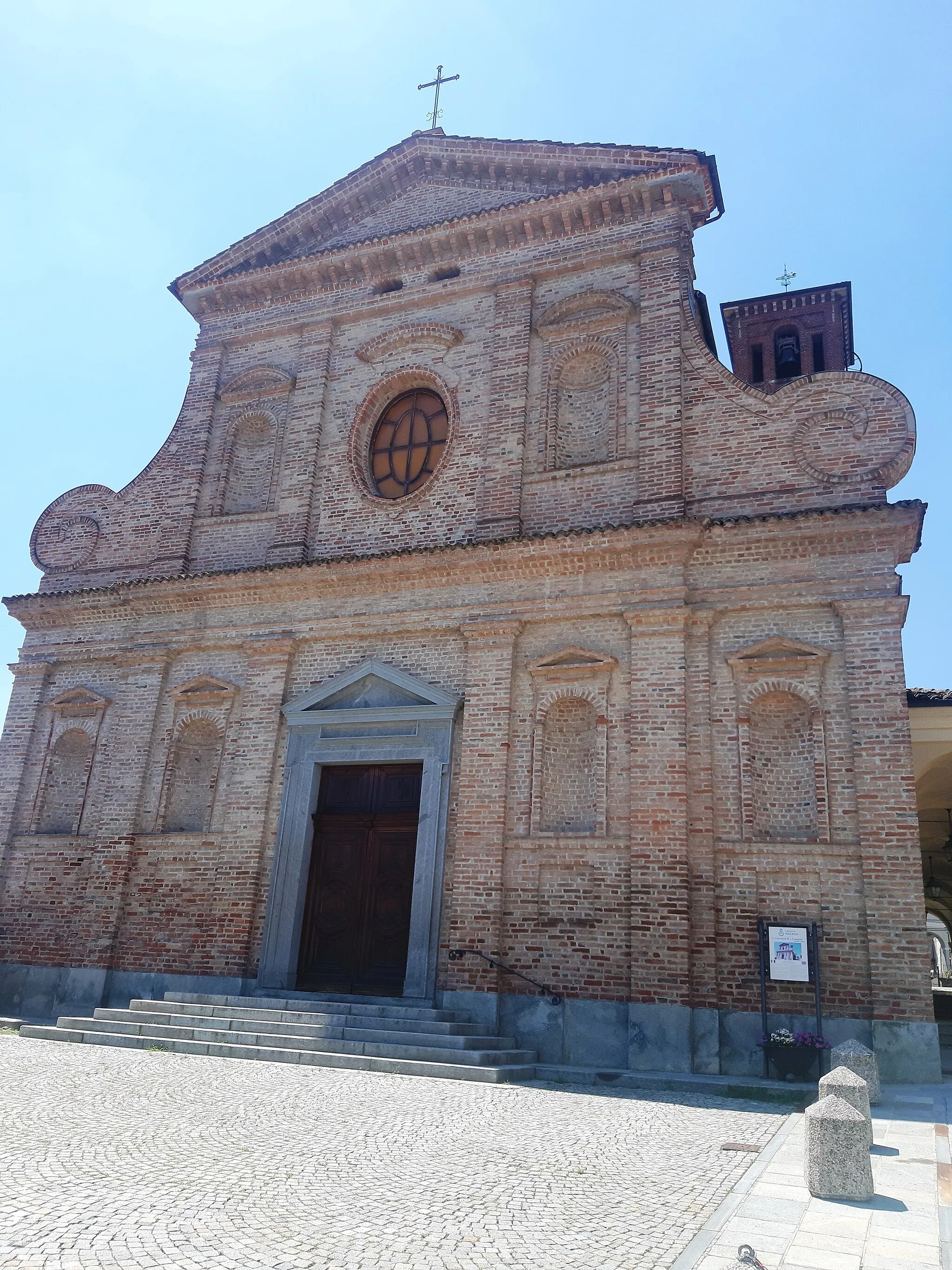 Photo showing: La Chiesa Parrocchiale