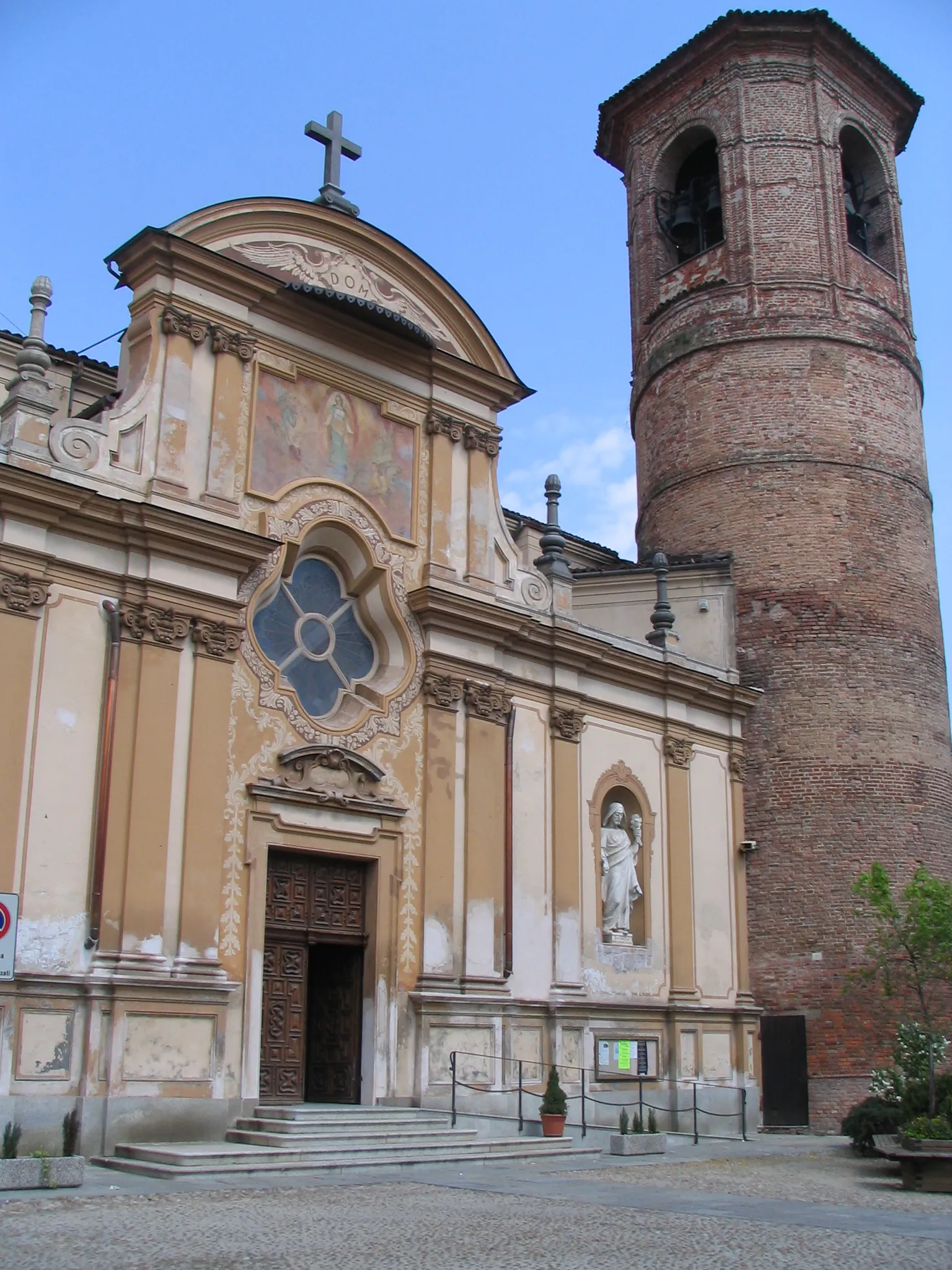 Photo showing: San Damiano d'Asti SS.Cosma e Damiano Church