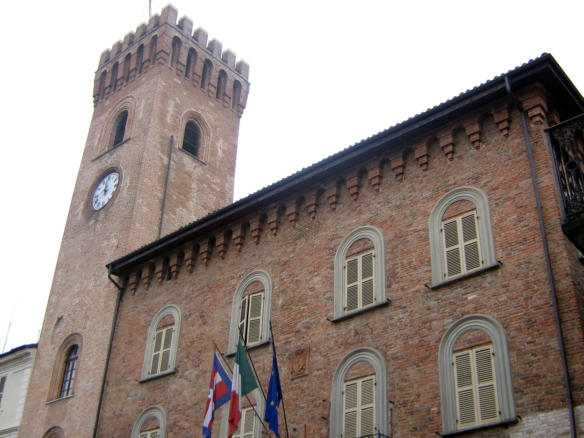 Photo showing: Nizza Monferrato, the civic palace with the tower