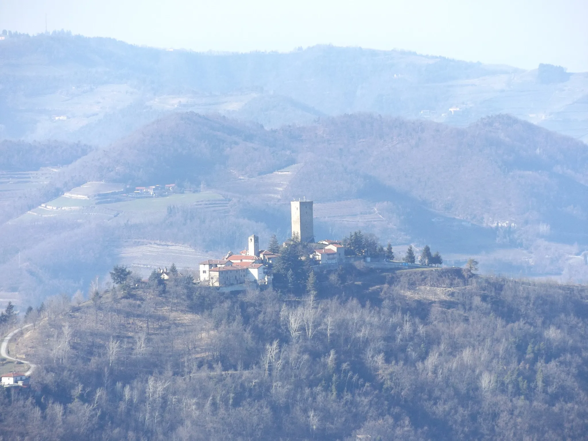 Photo showing: View over San Giorgio Scarampi