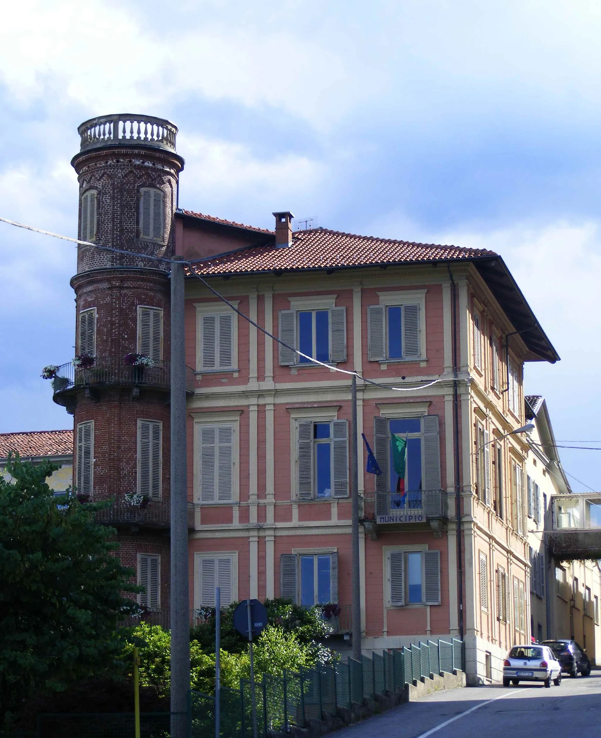 Photo showing: Pettinengo (BI, Italy): town hall