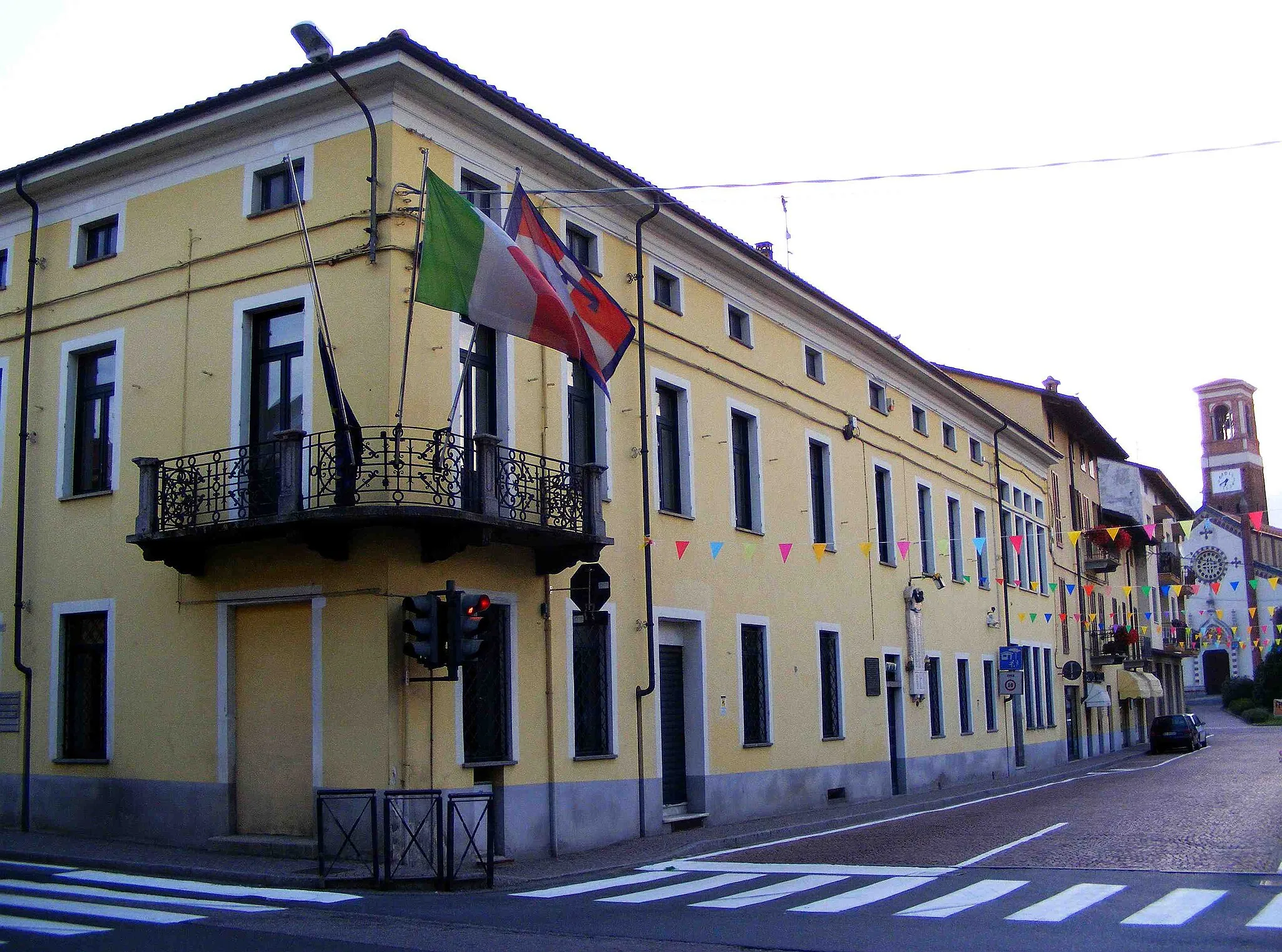 Photo showing: Sandigliano (BI, Italy): town hall