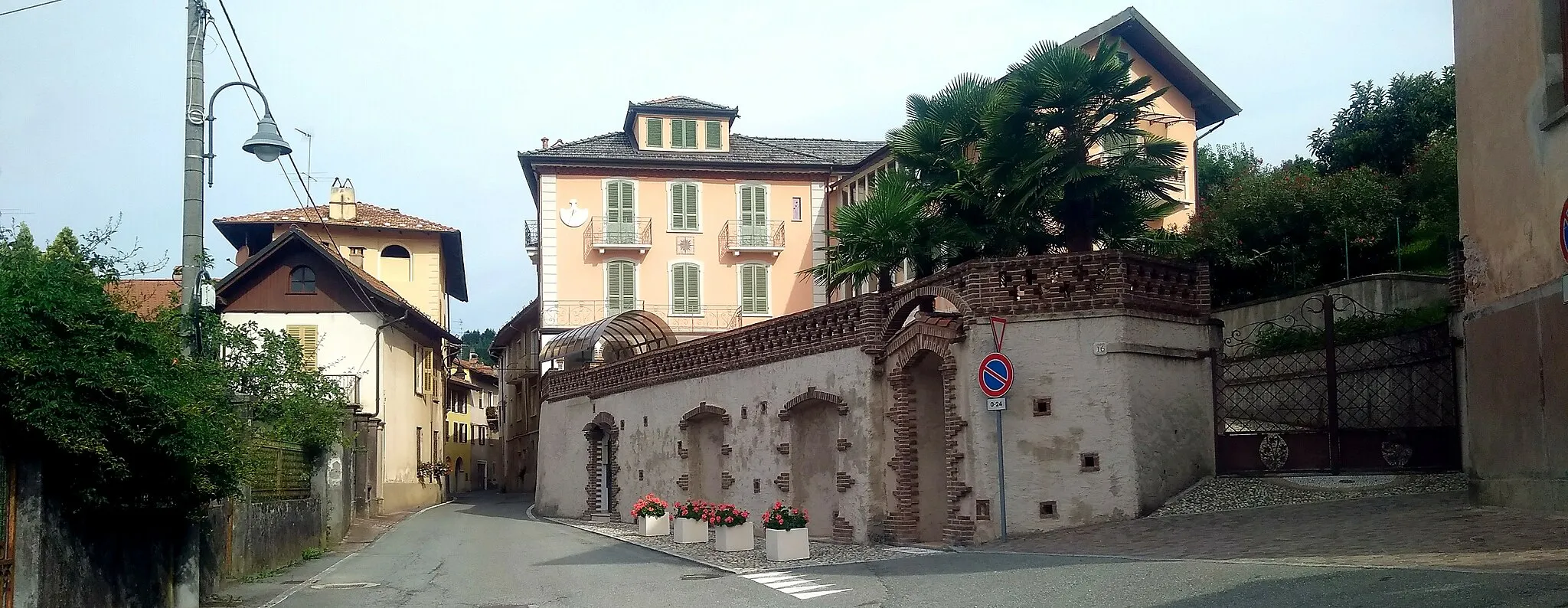 Photo showing: Sostegno (BI): uno degli ingressi del centro storico