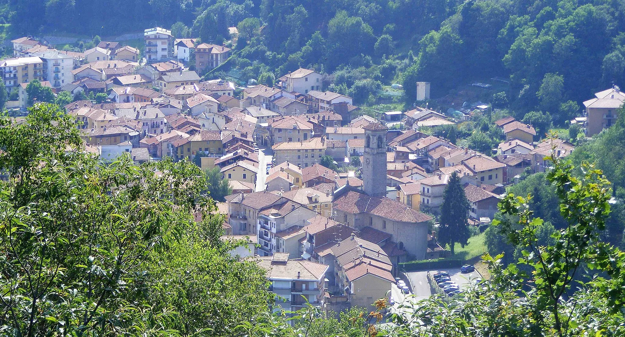 Photo showing: Tollegno (BI, Italy): panorama from Colma di Biella-cantone Randolina footpath