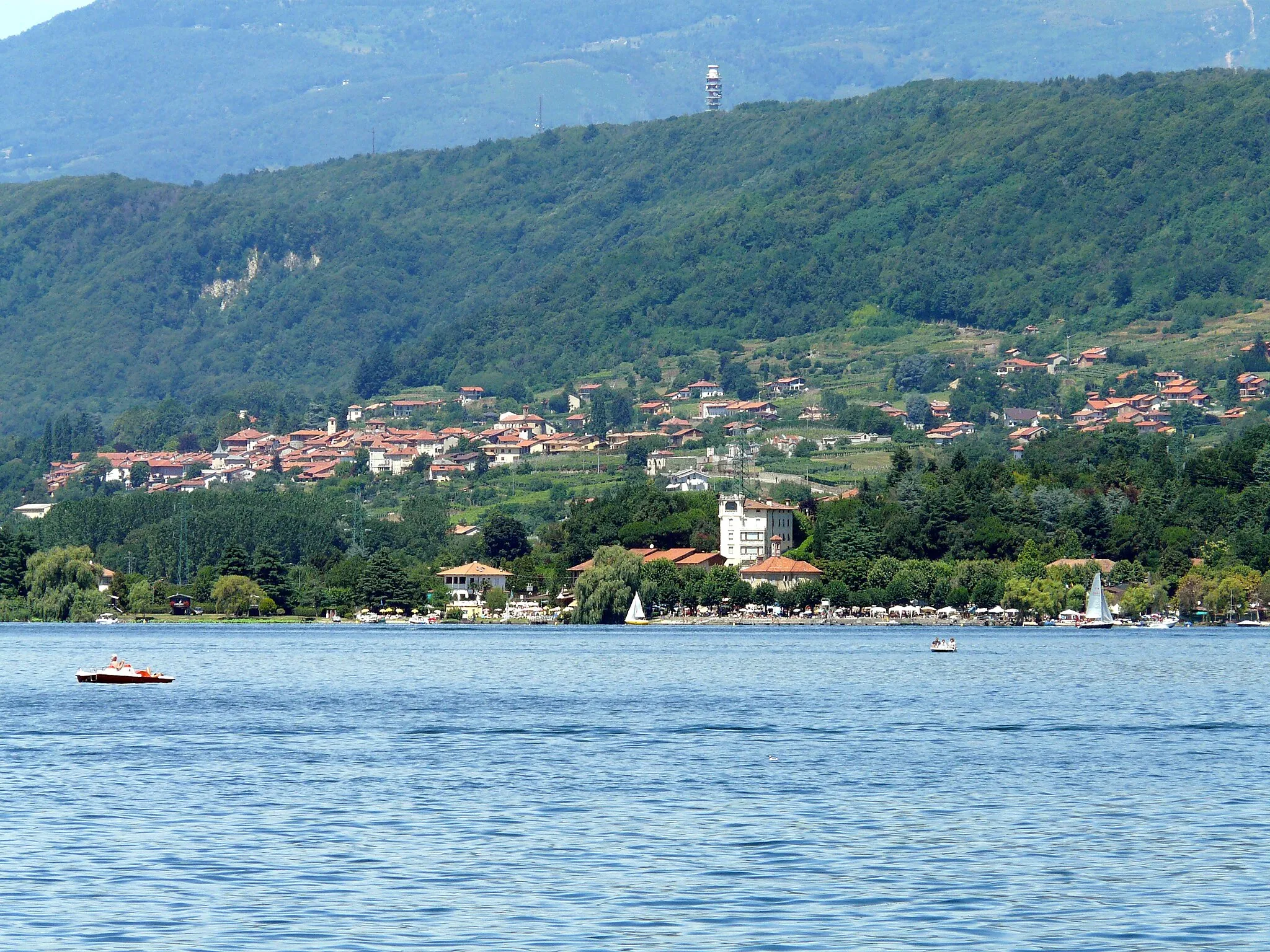 Photo showing: Serie di immagini del Lago di Viverone, Piemonte, Italia