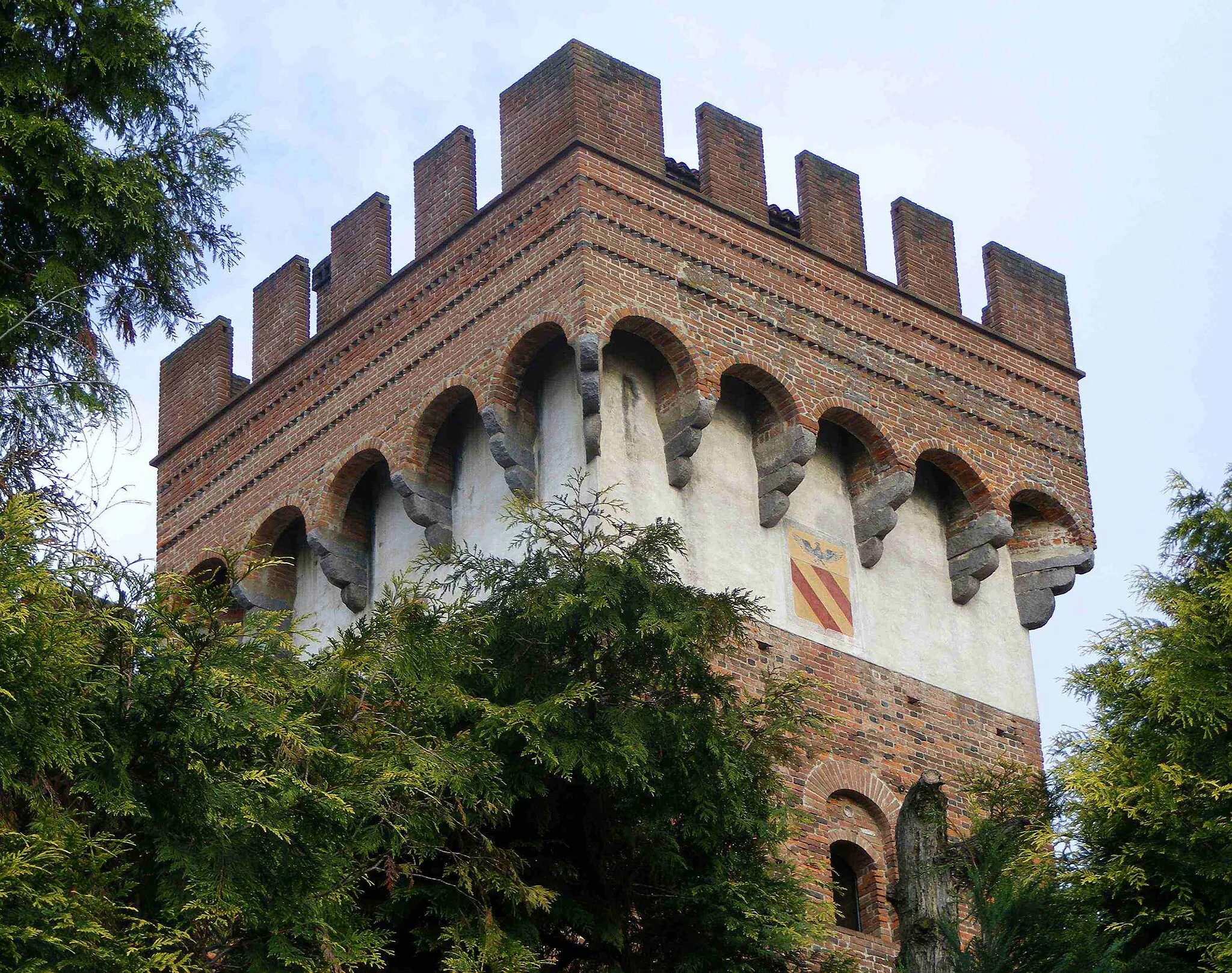 Photo showing: Castle of Verrone (BI, Italy): the great tower