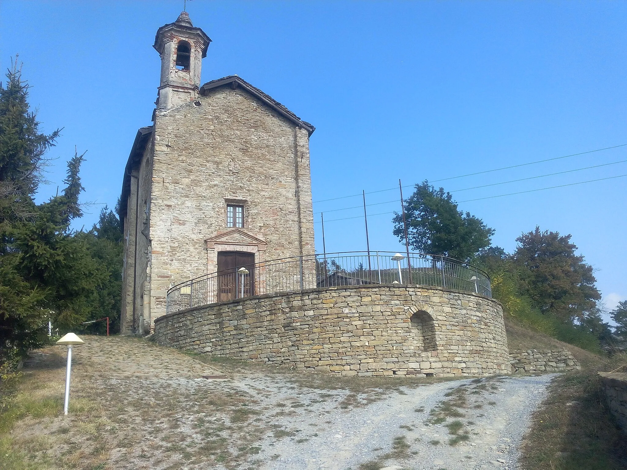 Photo showing: Paroldo (CN) - la chiesa