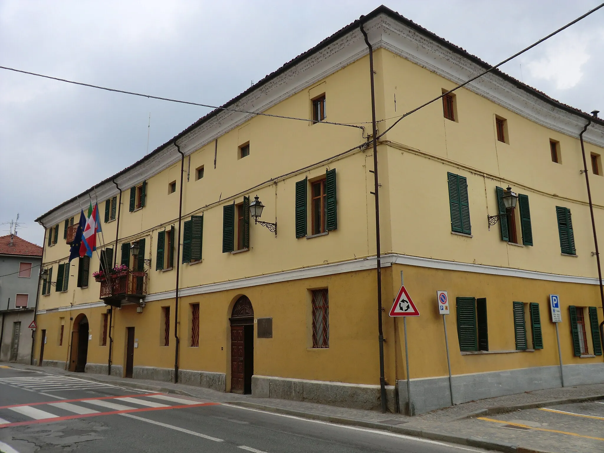 Photo showing: Centallo (Cuneo - Italy): city hall