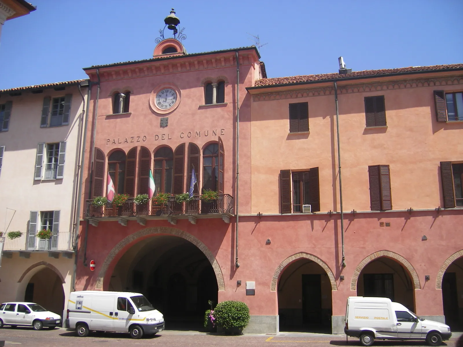 Photo showing: Alba - Town hall
