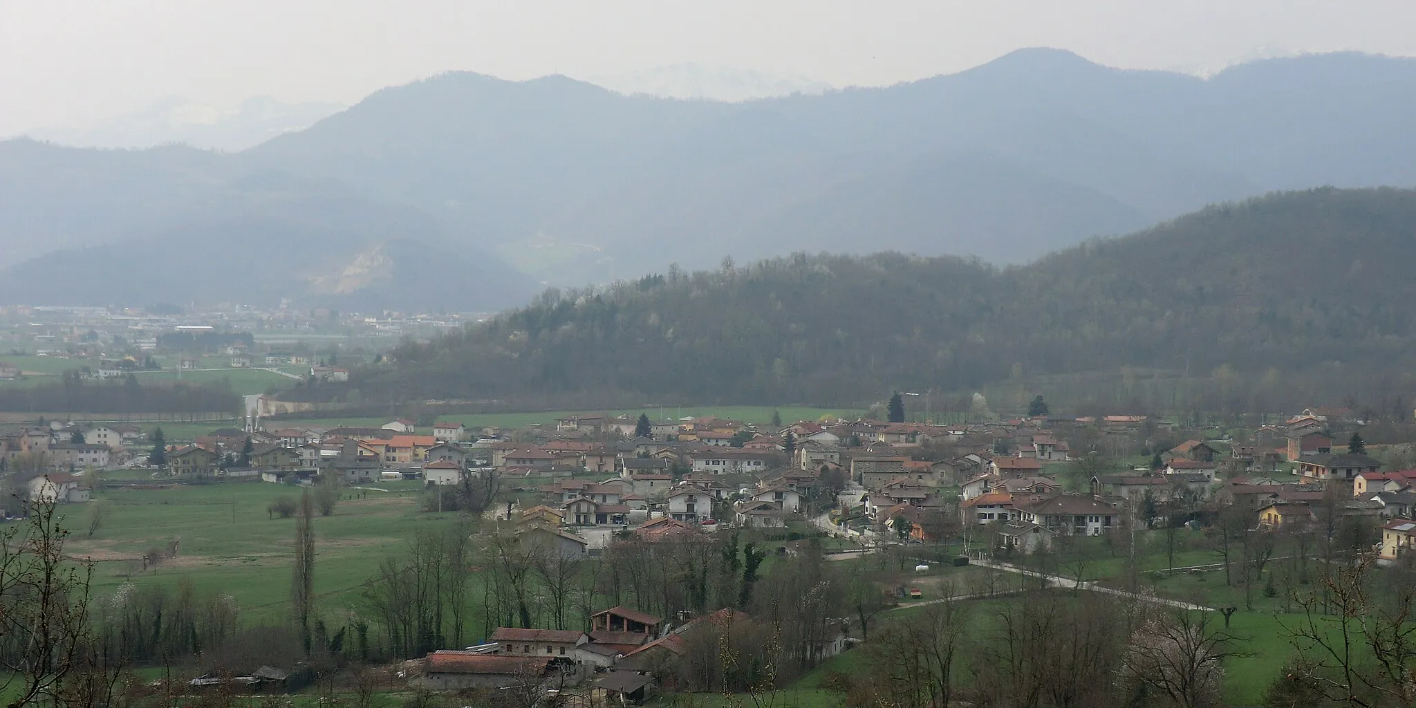 Photo showing: Villar San Costanzo (Cuneo): panorama