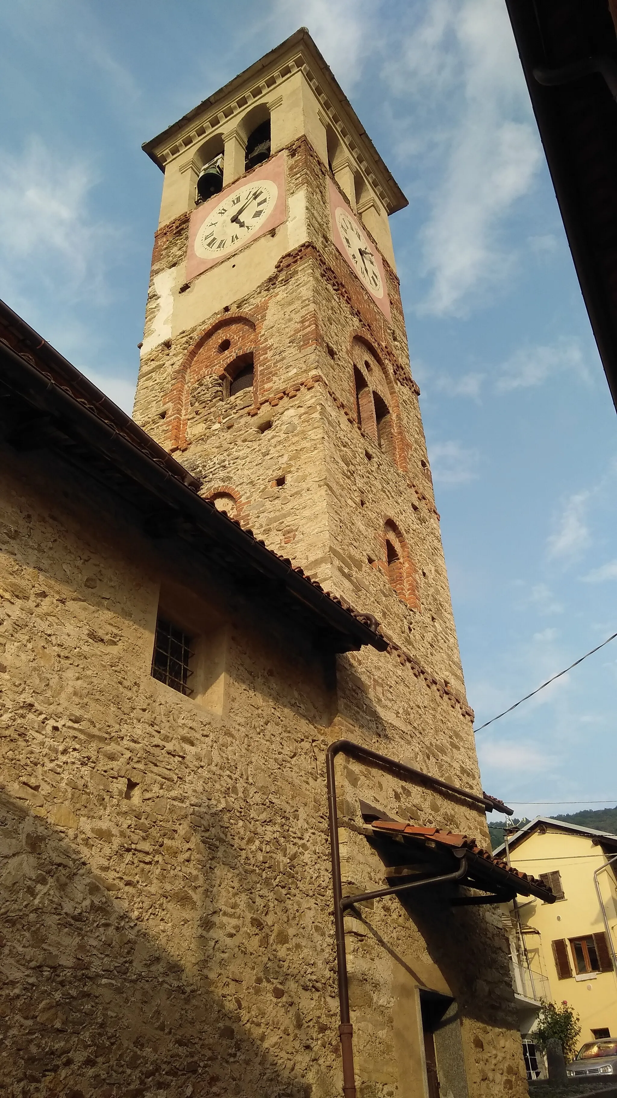 Photo showing: Rossana (CN): il campanile