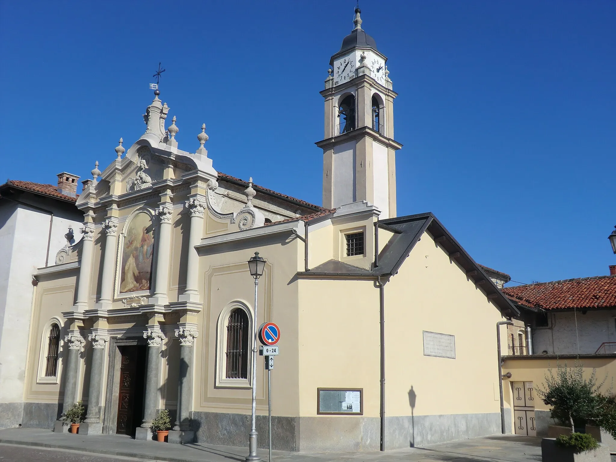 Photo showing: Tarantasca (Cuneo): chiesa parrocchiale di San Bernardo