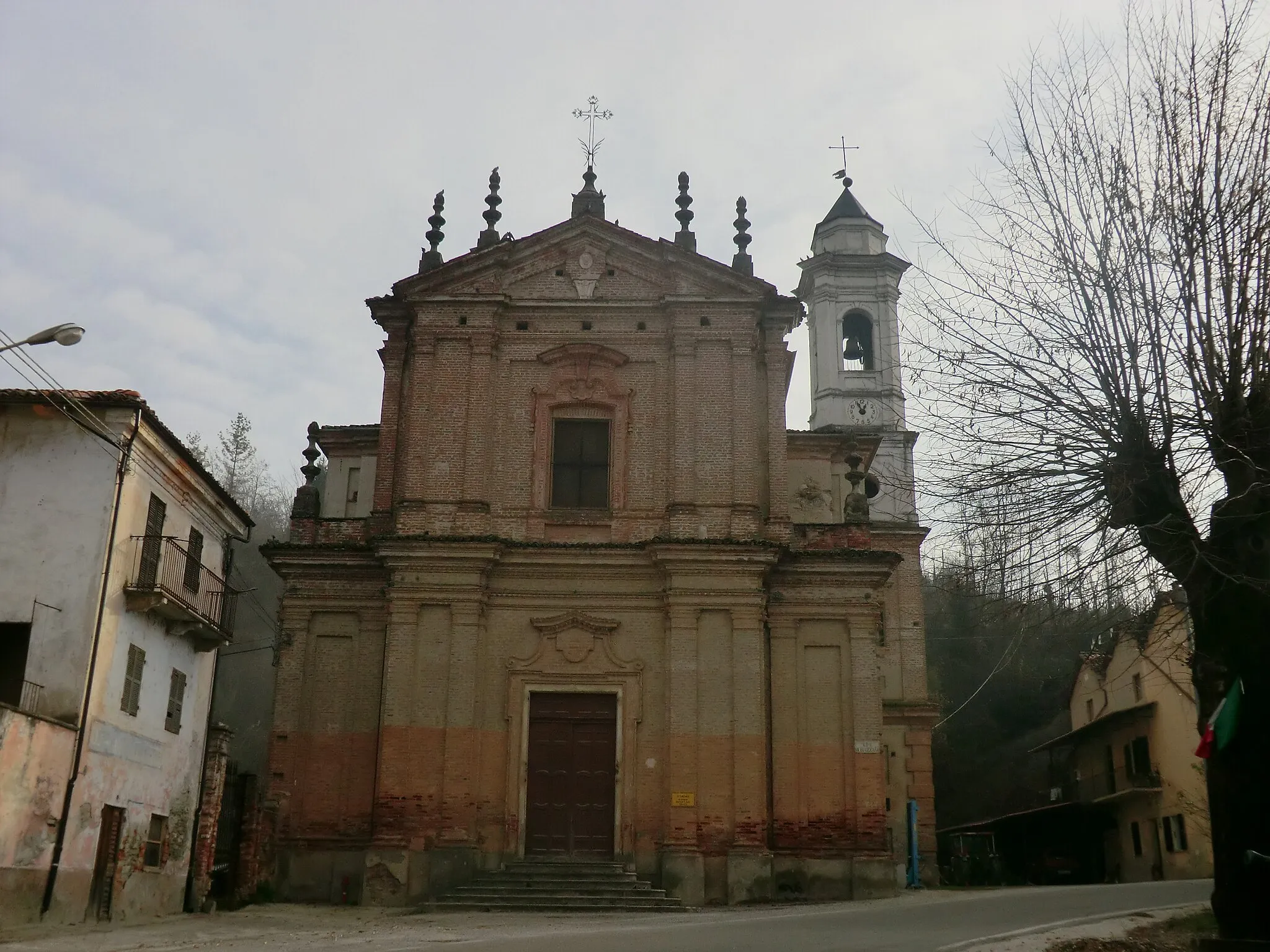 Photo showing: Clavesana (Cuneo): Chiesa di San Michele Arcangelo (sec. XVIII - arch. F. Gallo)