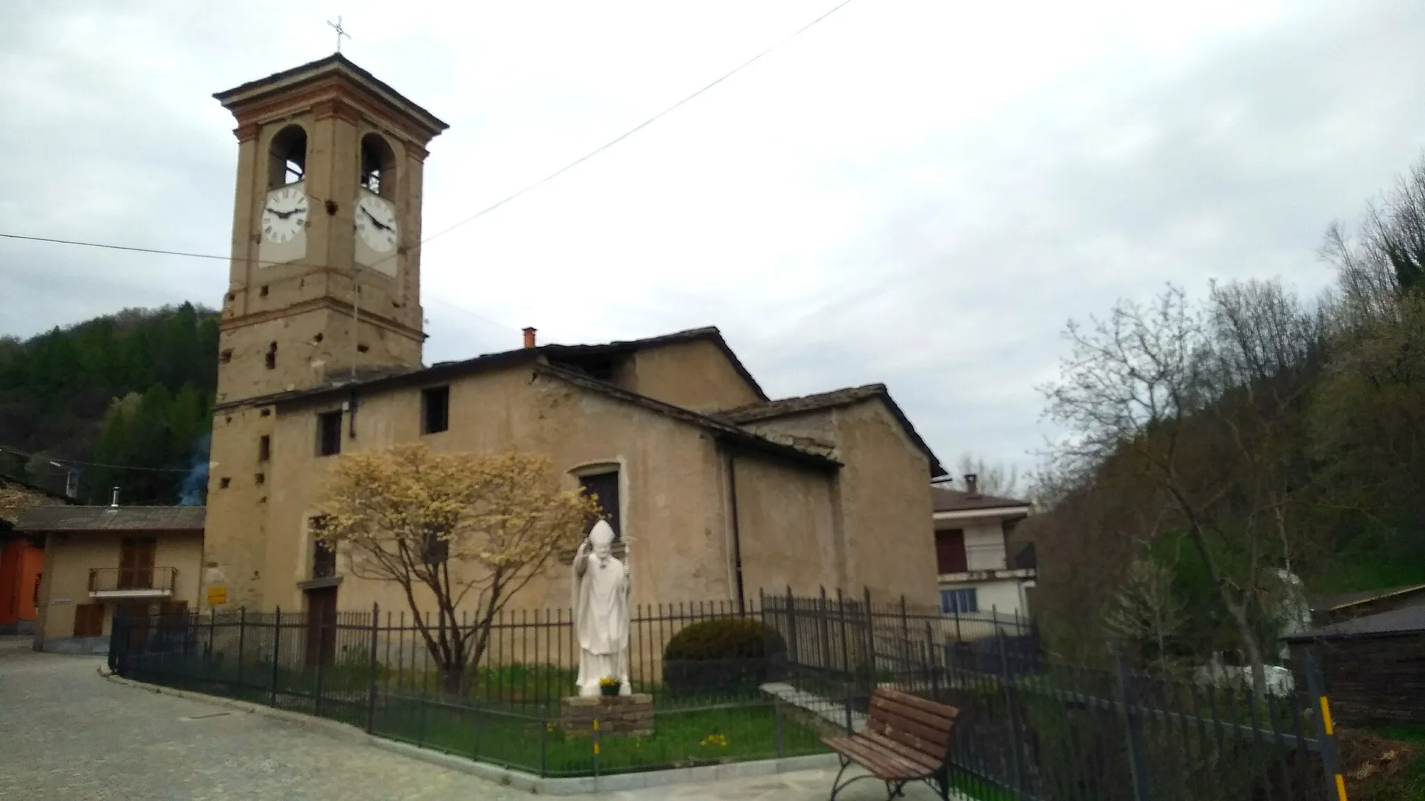 Photo showing: Isasca (CN): la parrocchiale