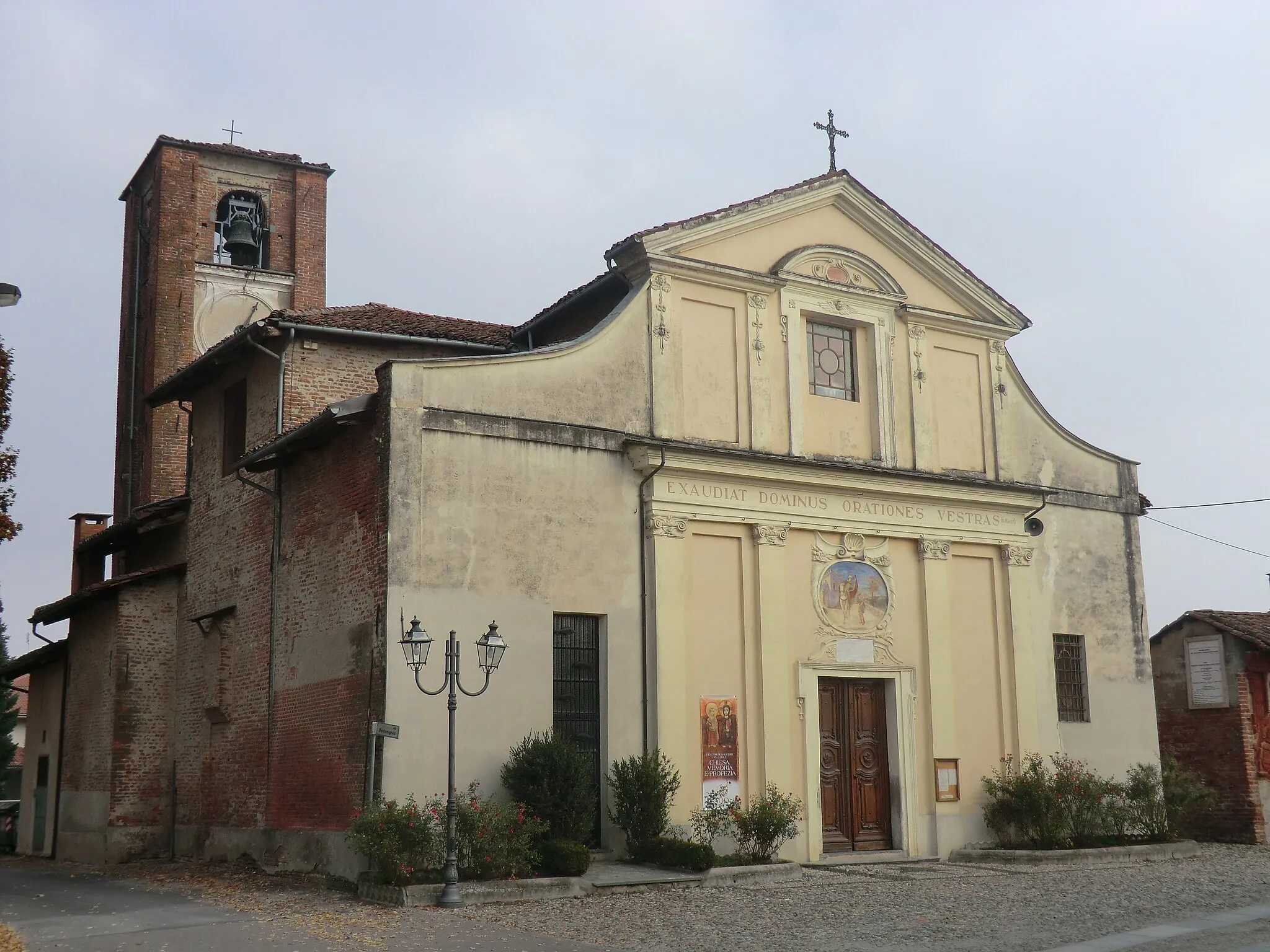 Photo showing: Villanova Solaro (Cuneo): chiesa di San Martino (XIV sec)
