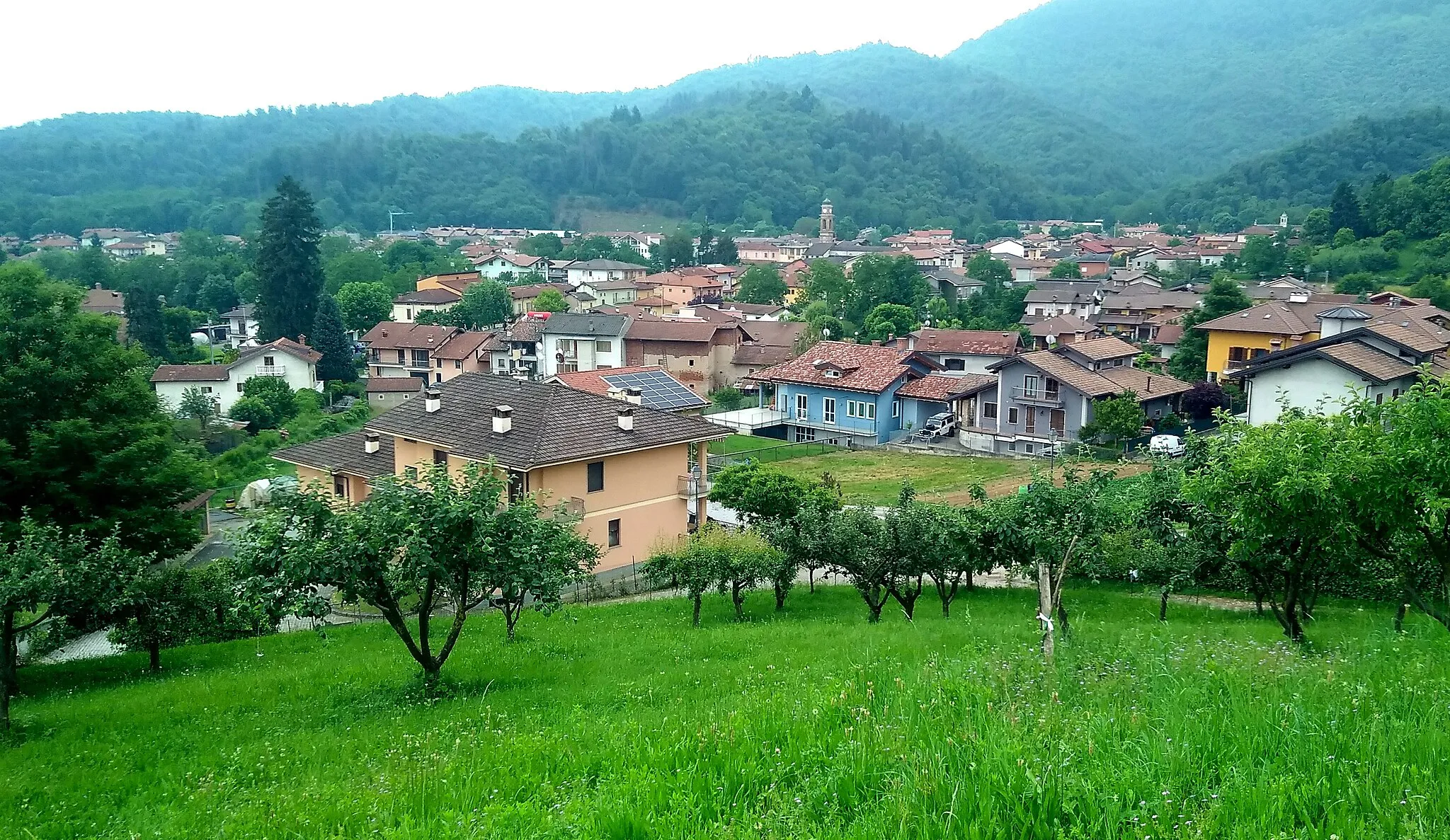 Photo showing: Bernezzo: panorama